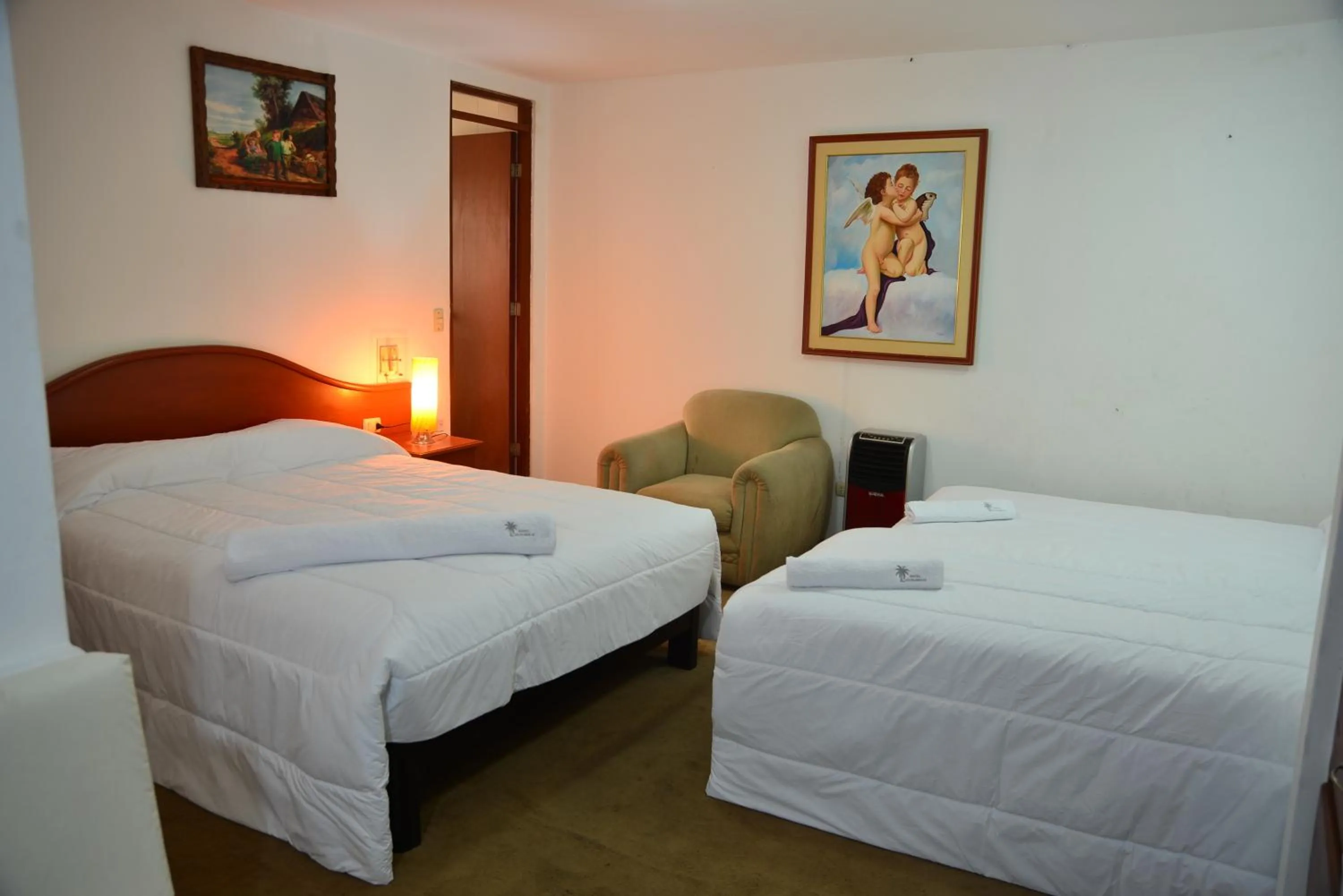 Bedroom, Bed in Qallwa Asia