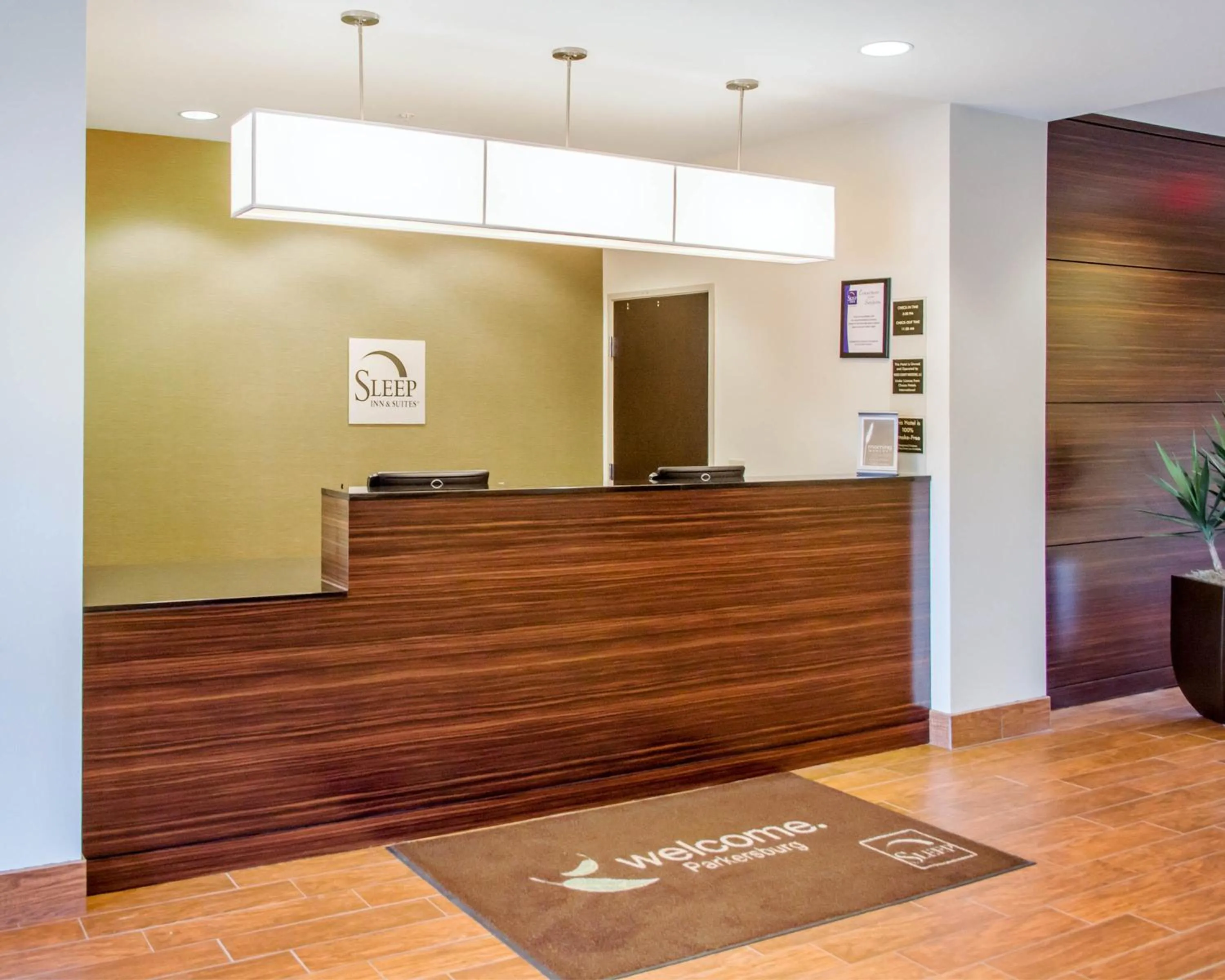 Lobby or reception in Sleep Inn & Suites Parkersburg - Marietta