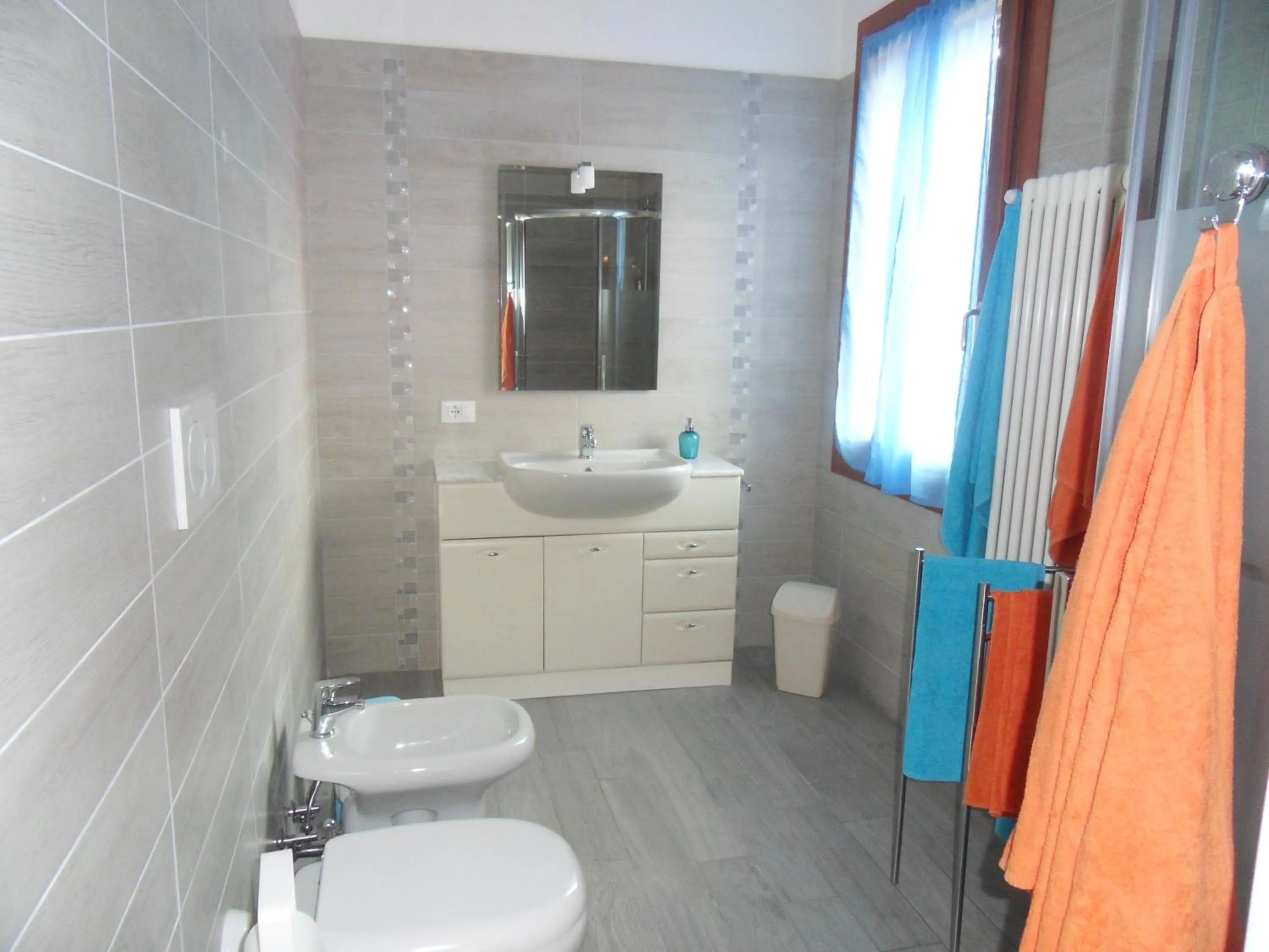 Shower in B&B Giardino di Ro