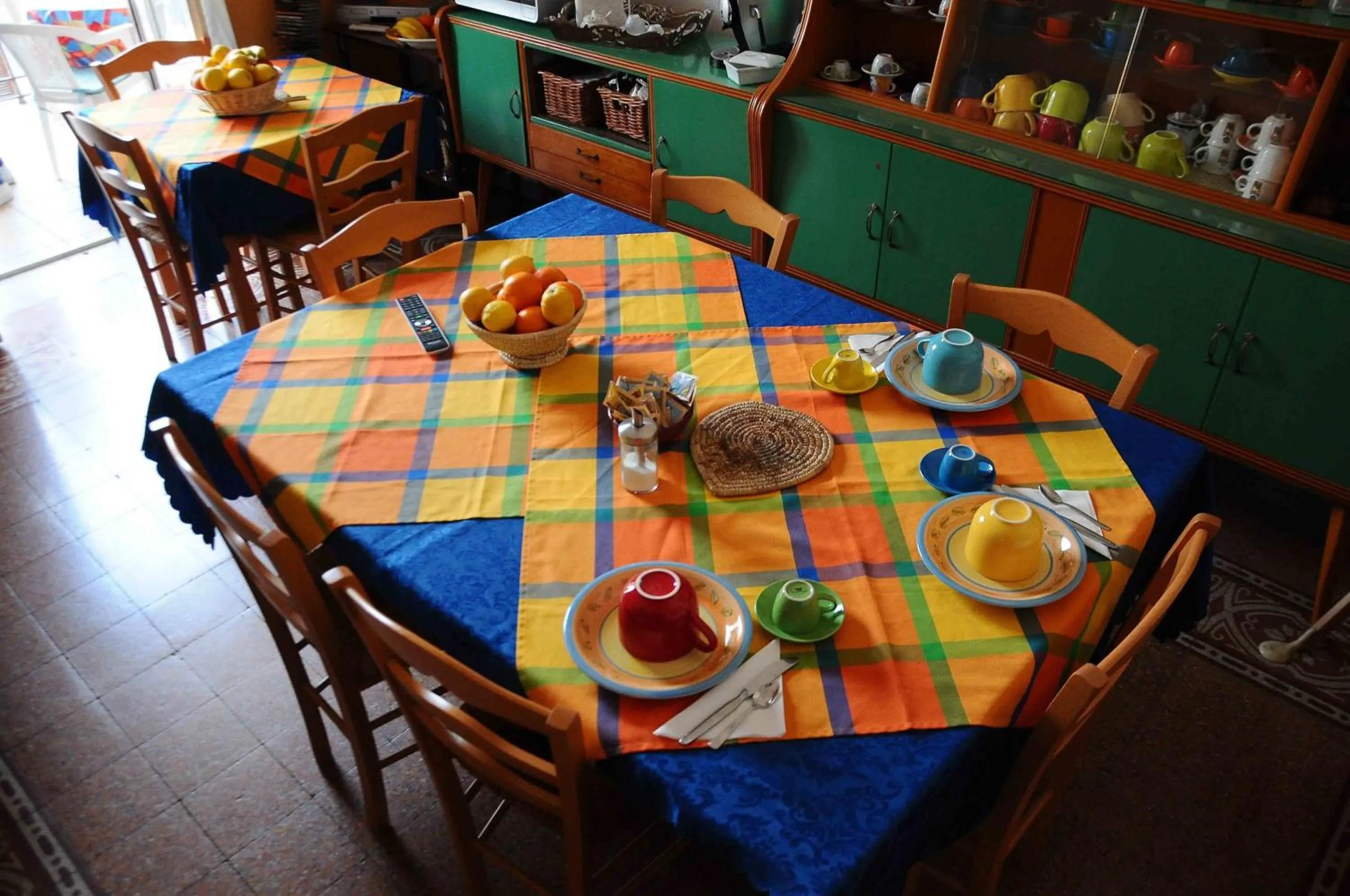 Communal lounge/ TV room in B&B SoleLuna della Solidarietà