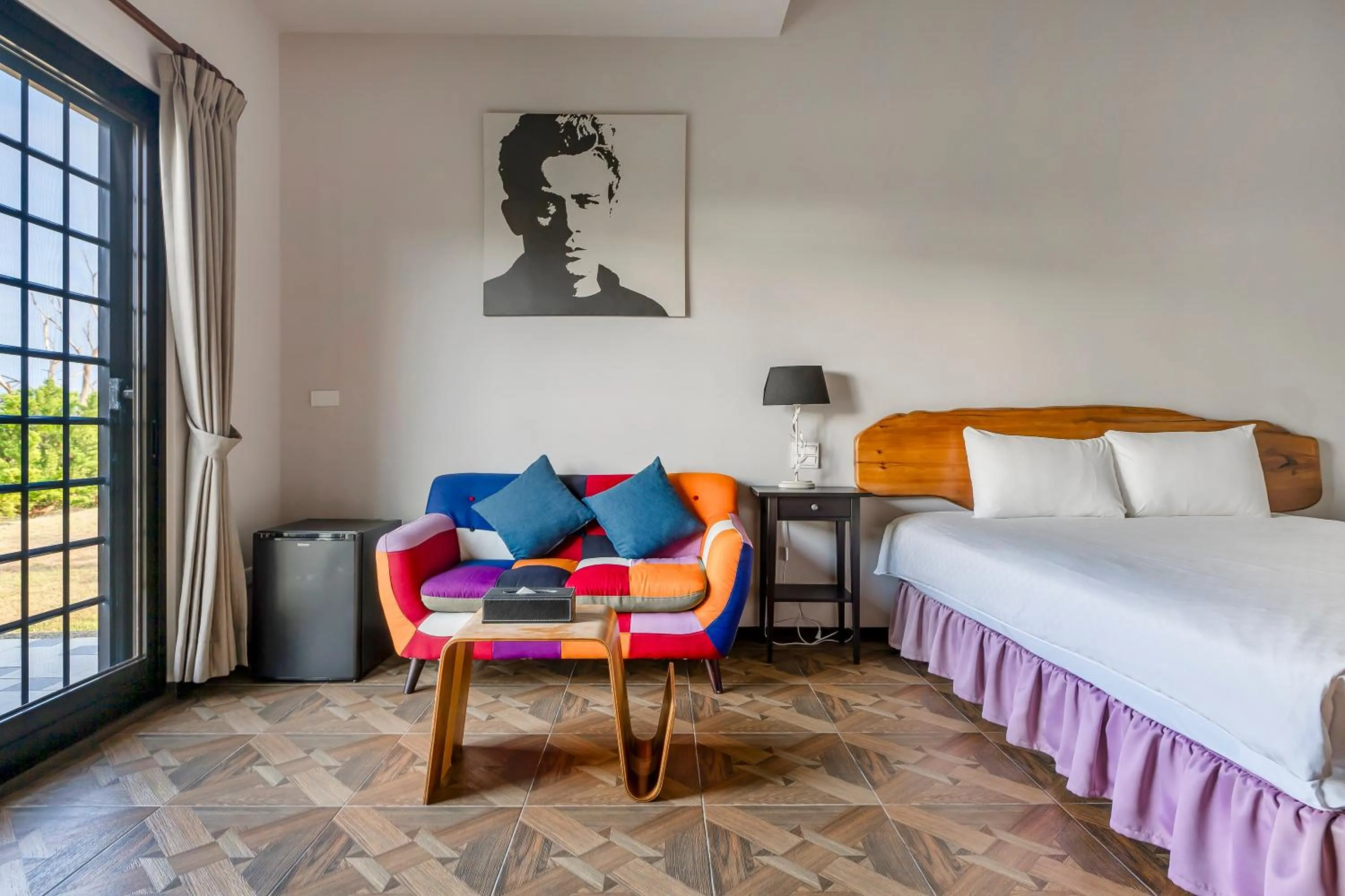 Photo of the whole room, Bed in Kavana Cottage