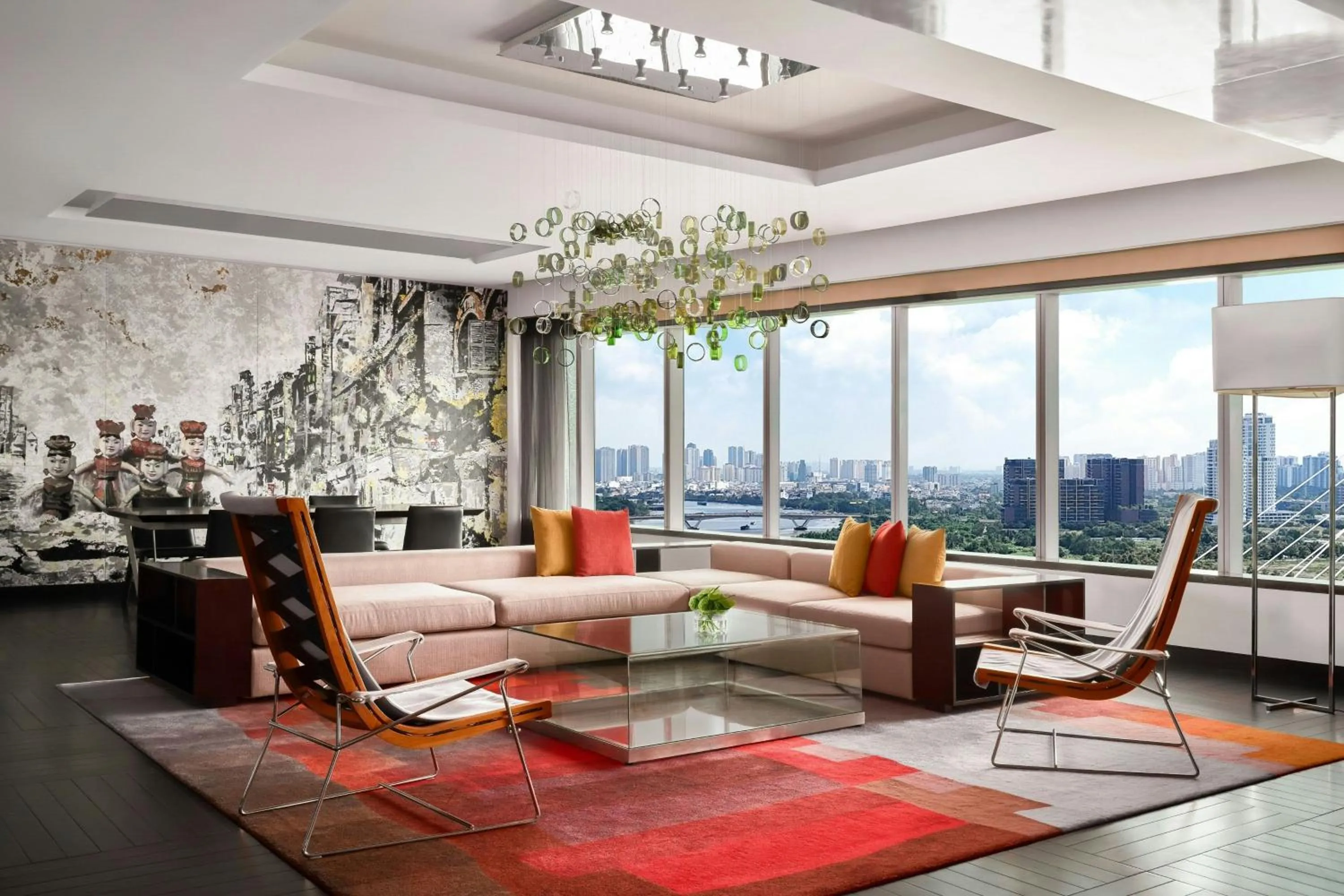 Photo of the whole room in Le Meridien Saigon