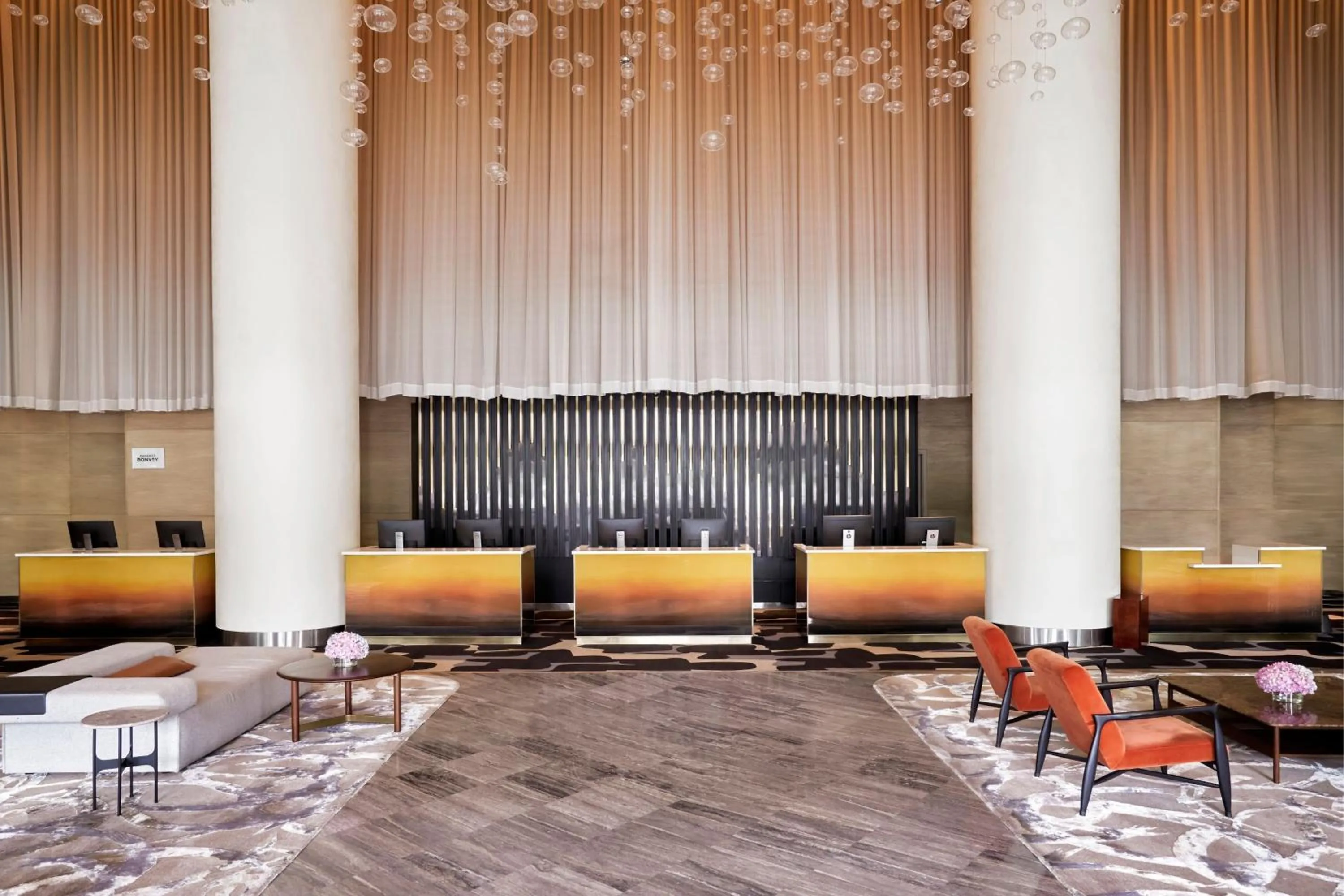 Lobby or reception in Le Meridien Saigon