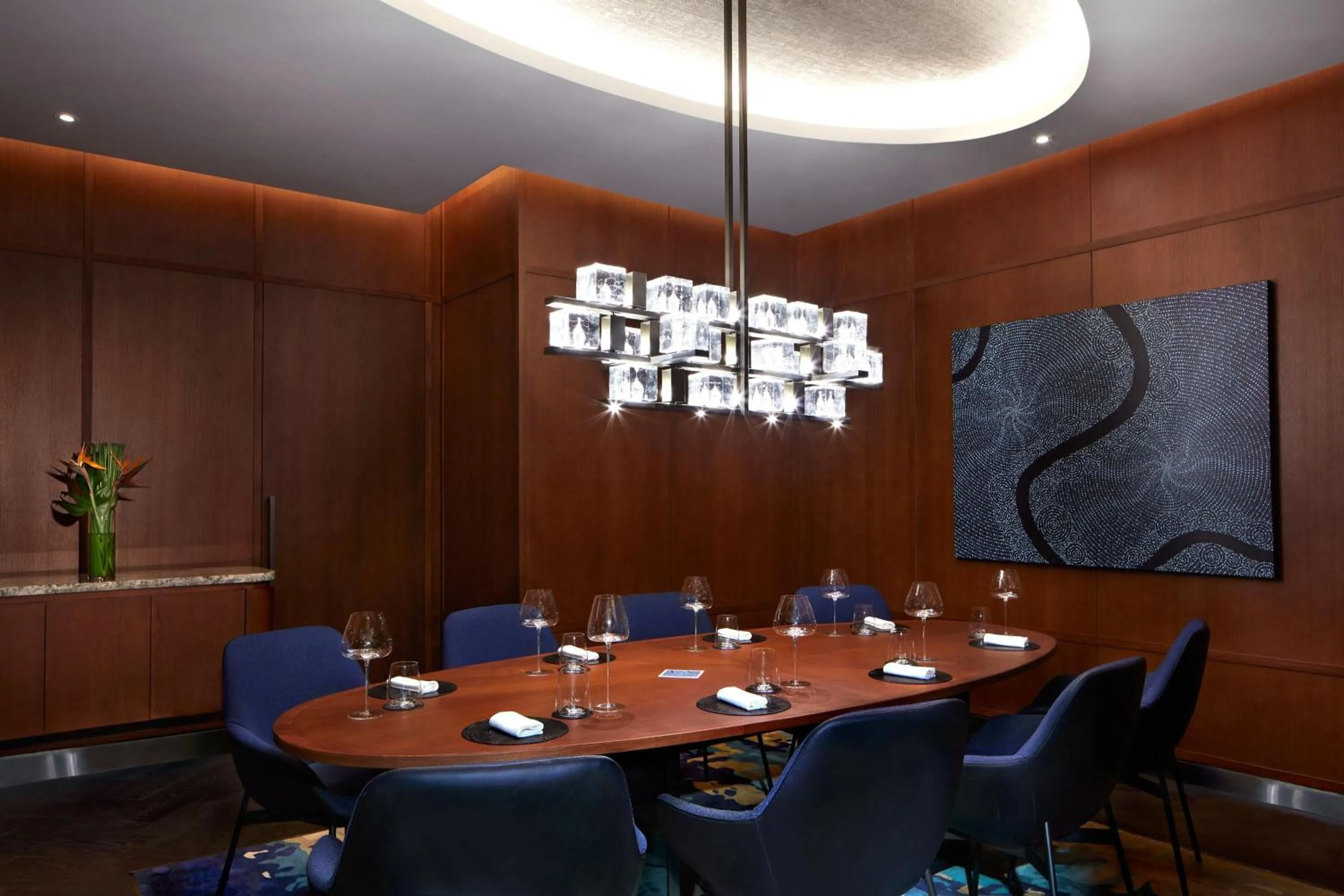 Restaurant/places to eat in Le Meridien Saigon