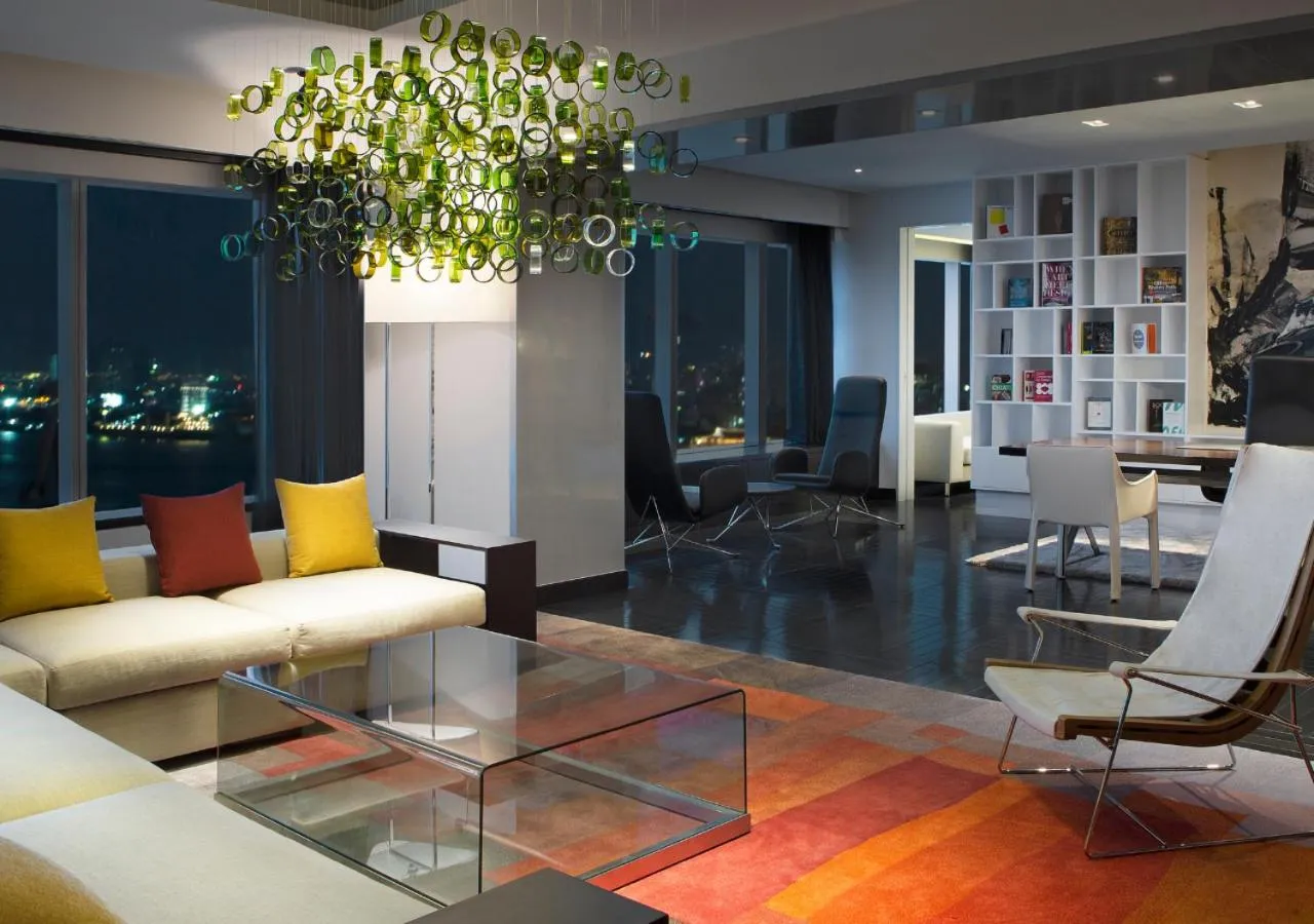 Living room in Le Meridien Saigon