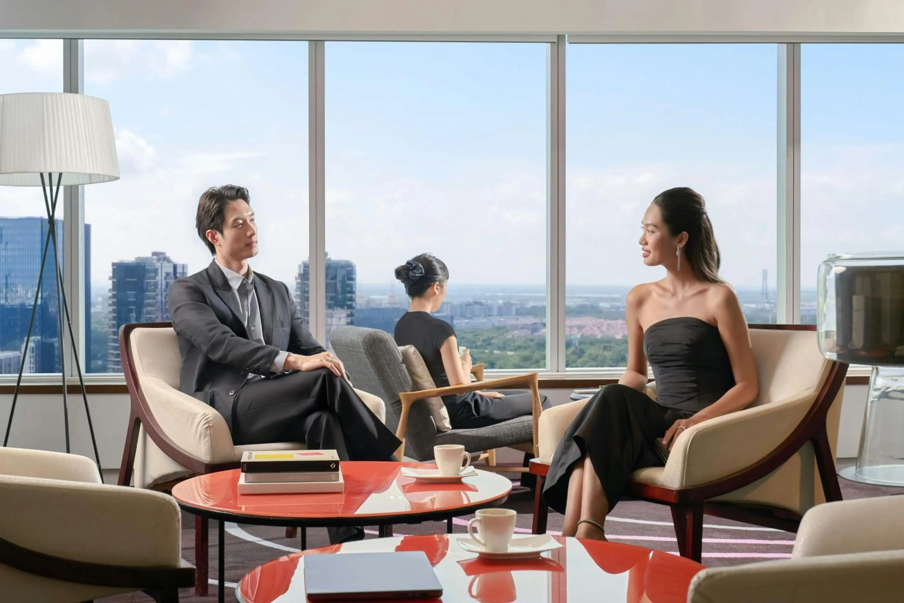 Lounge or bar in Le Meridien Saigon