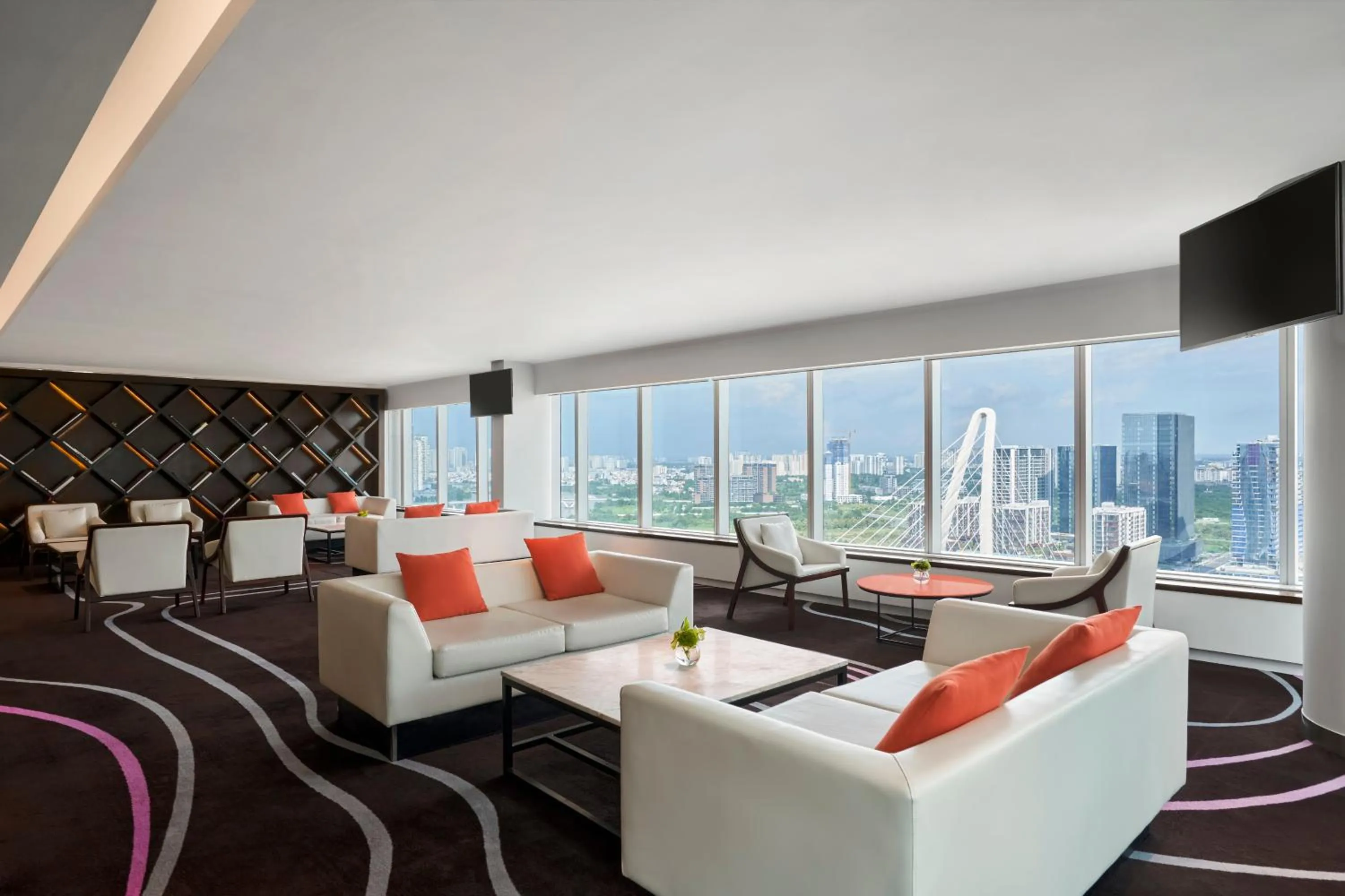 Lounge or bar in Le Meridien Saigon