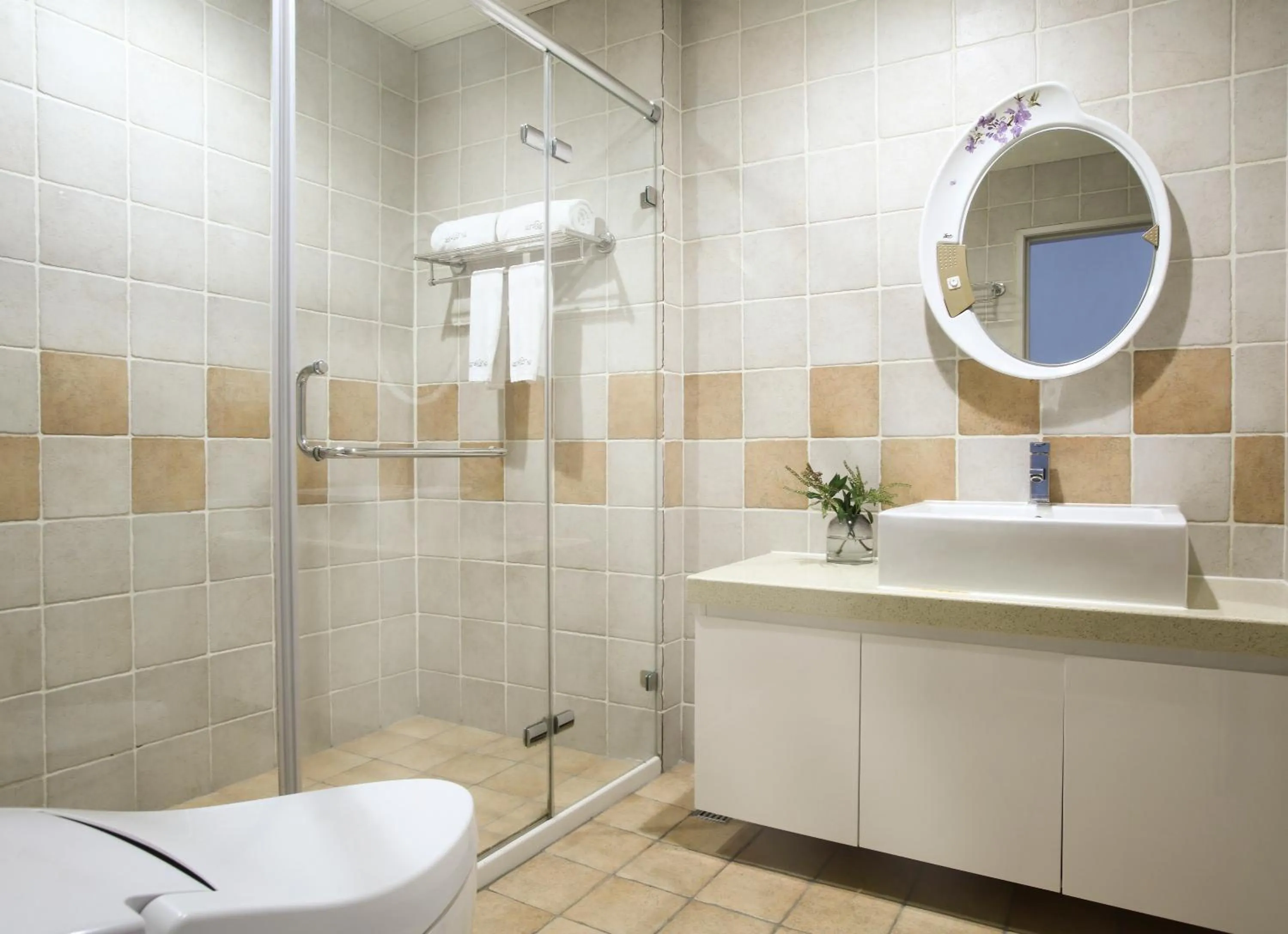 Toilet in Yo Shen Jing Resorts