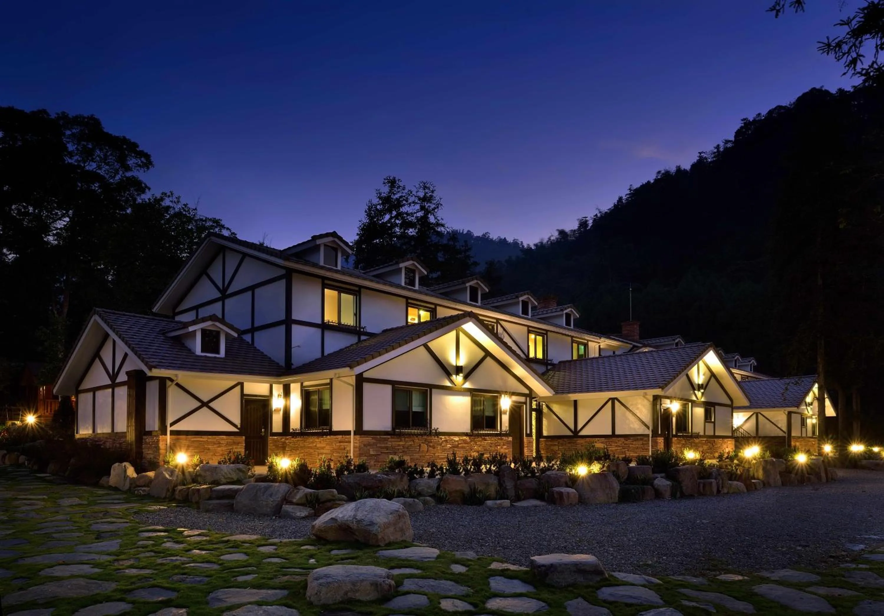 Property building in Yo Shen Jing Resorts