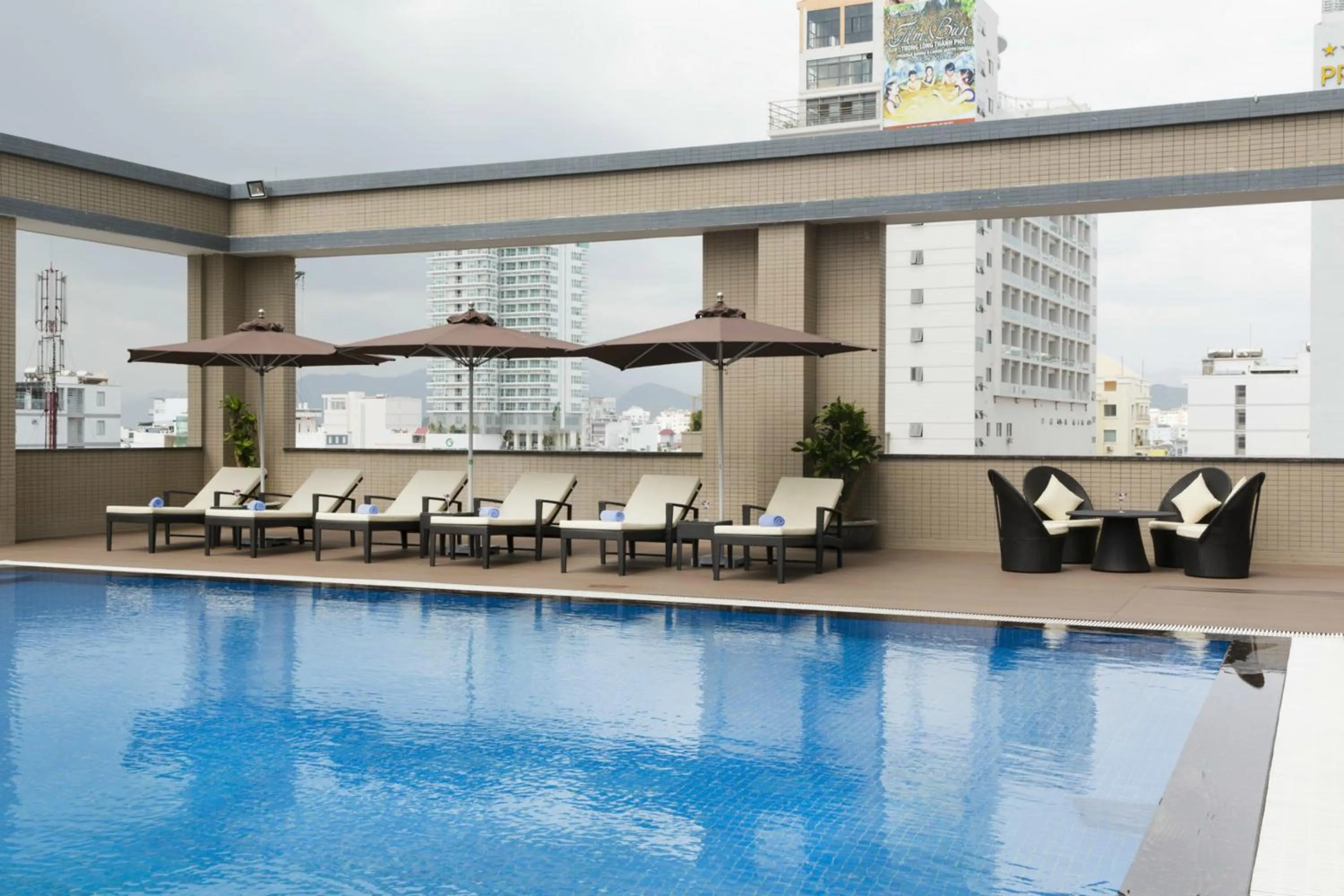 Swimming pool in Muong Thanh Grand Cua Lo Hotel