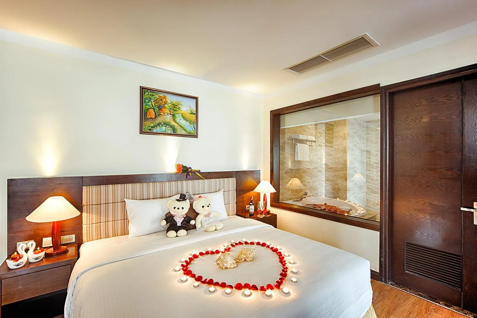 Property logo or sign, Bed in Muong Thanh Grand Cua Lo Hotel