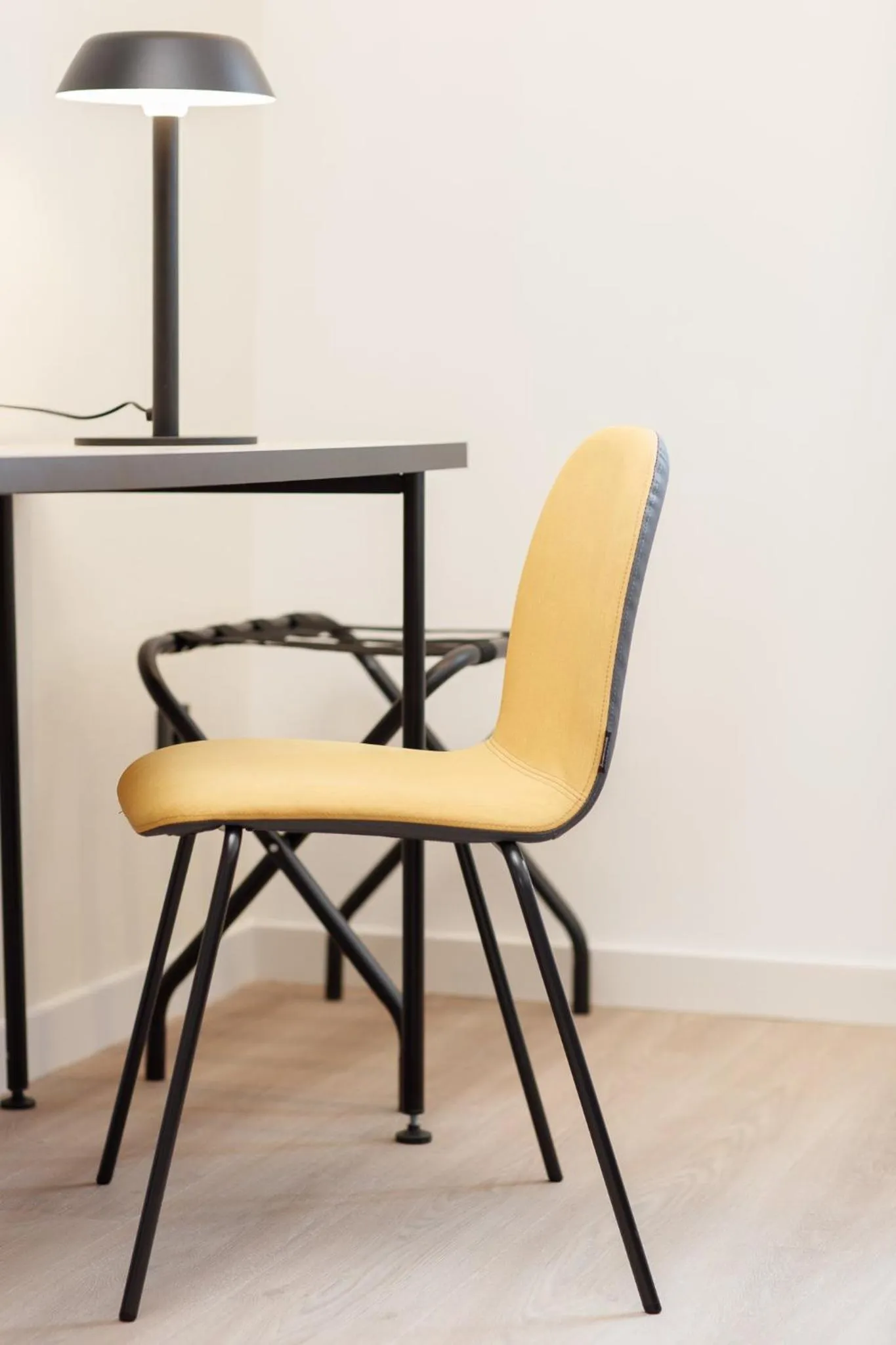 Photo of the whole room in Sercotel Barcelona El Prat