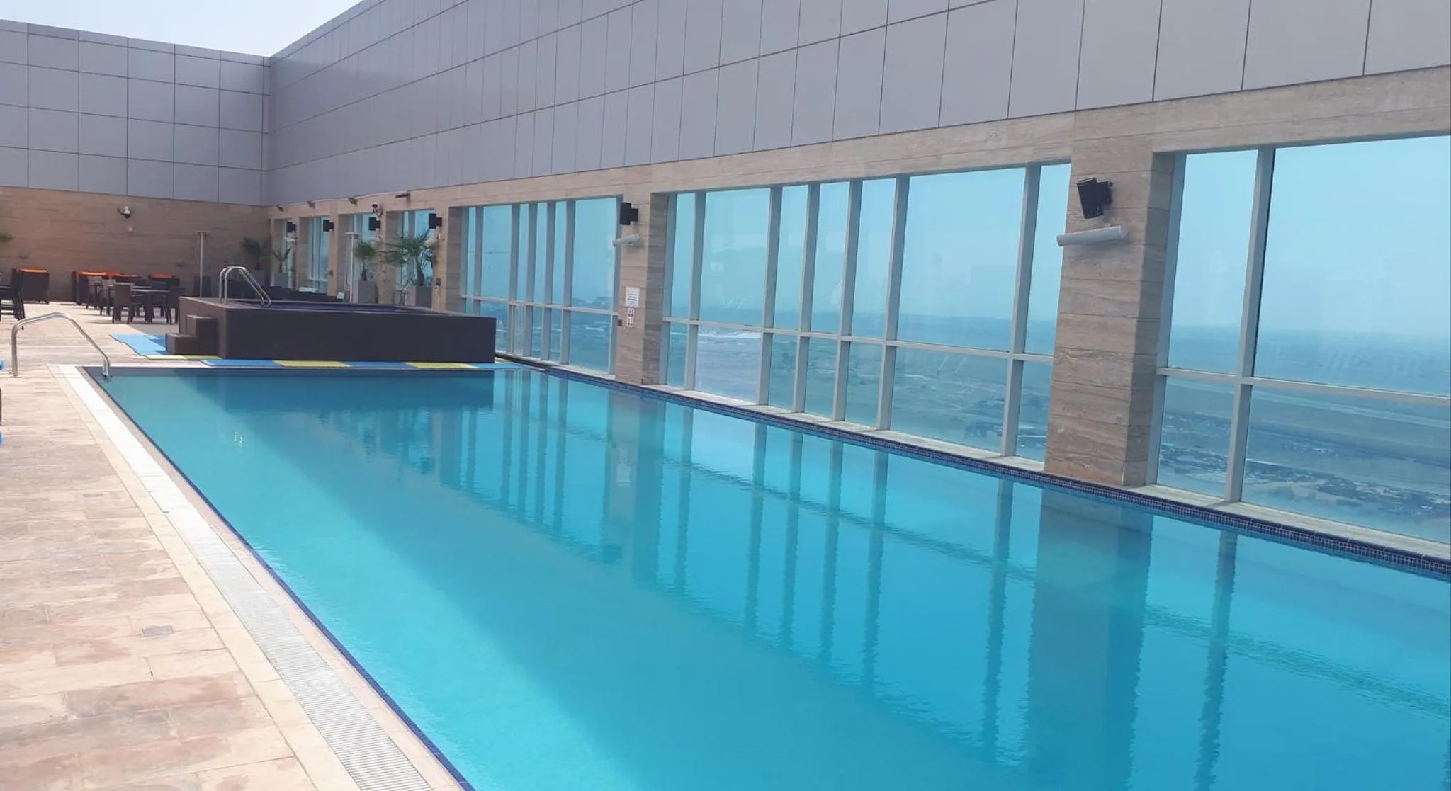 Swimming pool in Royal M Hotel Fujairah by Gewan