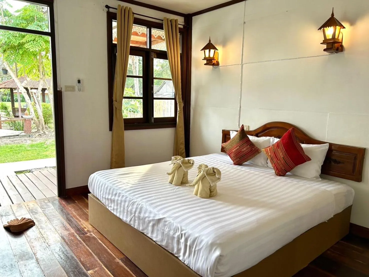 Bed in Sea Beach at Lipe