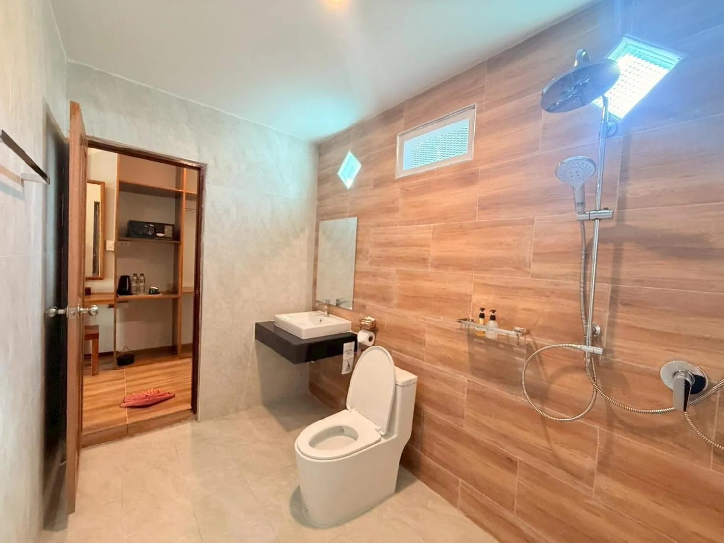 Shower in Sea Beach at Lipe