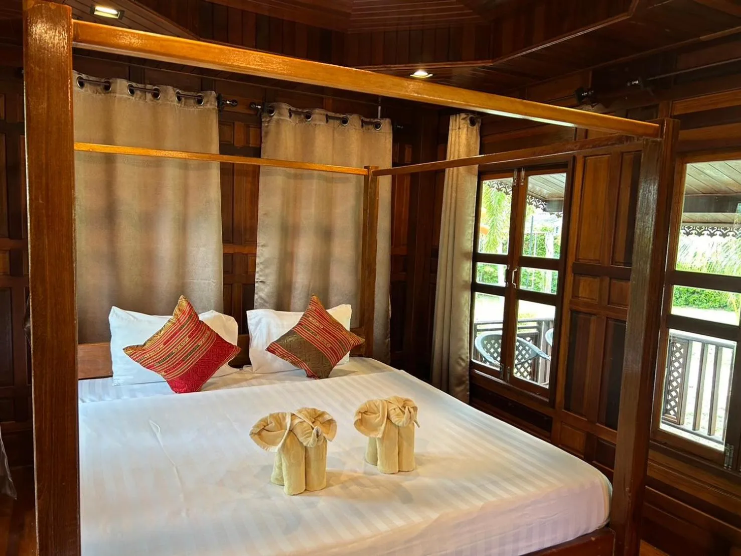 Bed in Sea Beach at Lipe