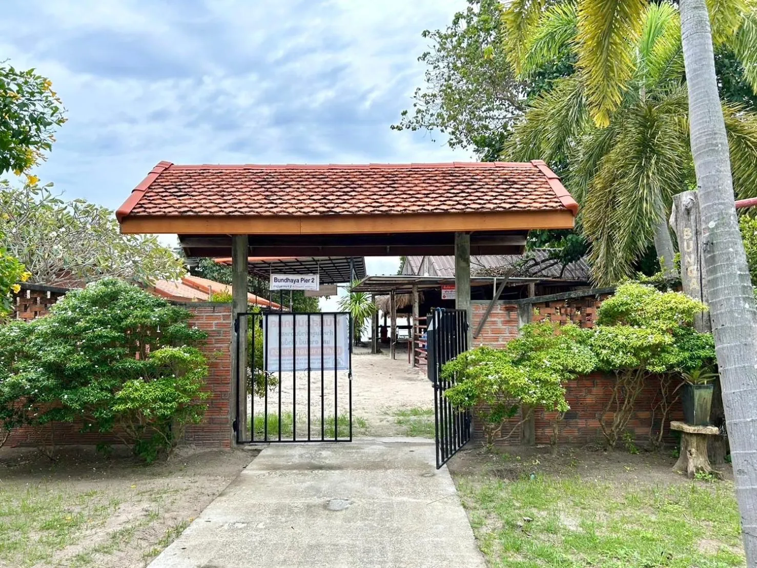 Facade/entrance in Sea Beach at Lipe