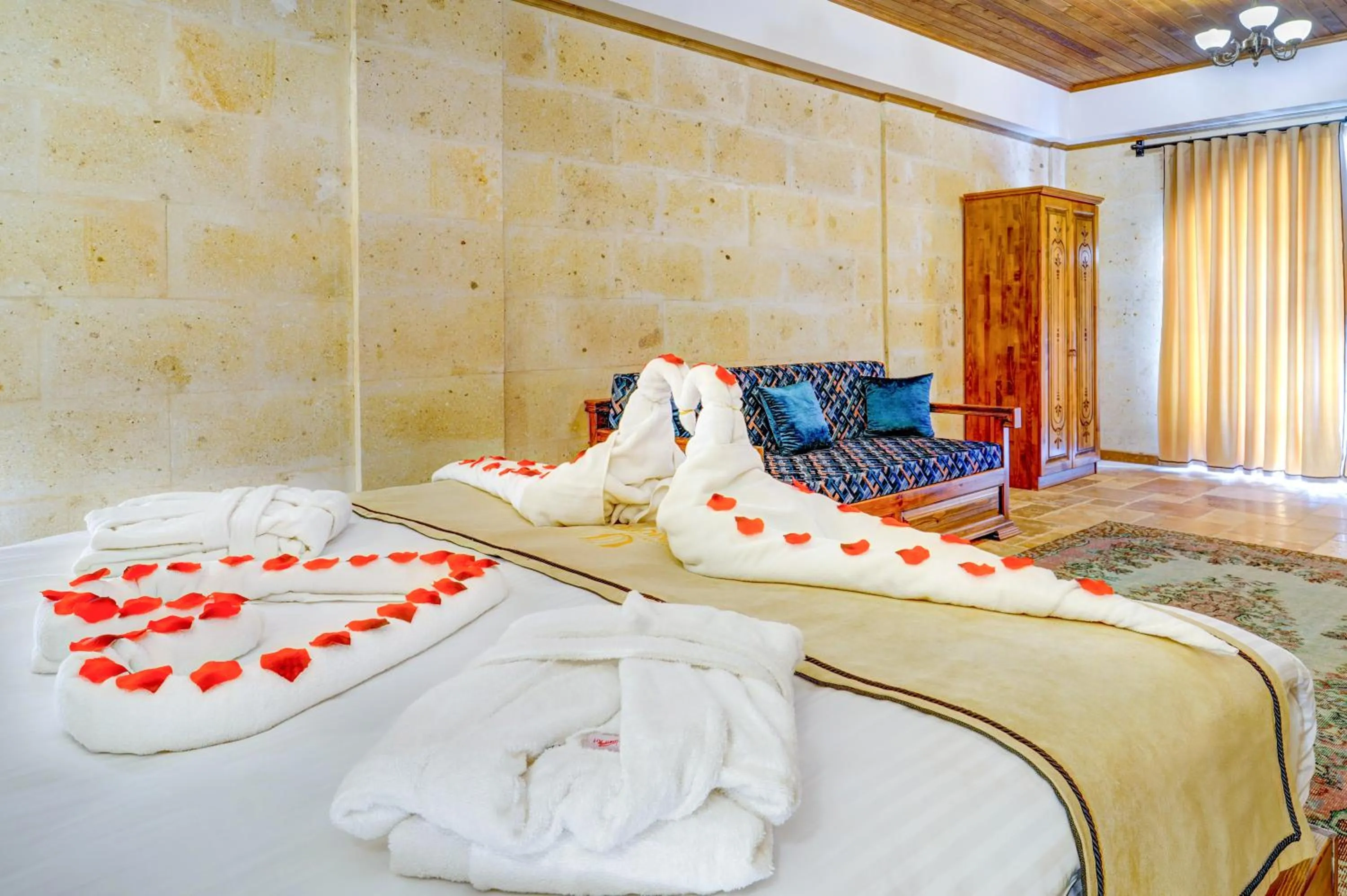Bedroom, Bed in Unique Cappadocia Palace