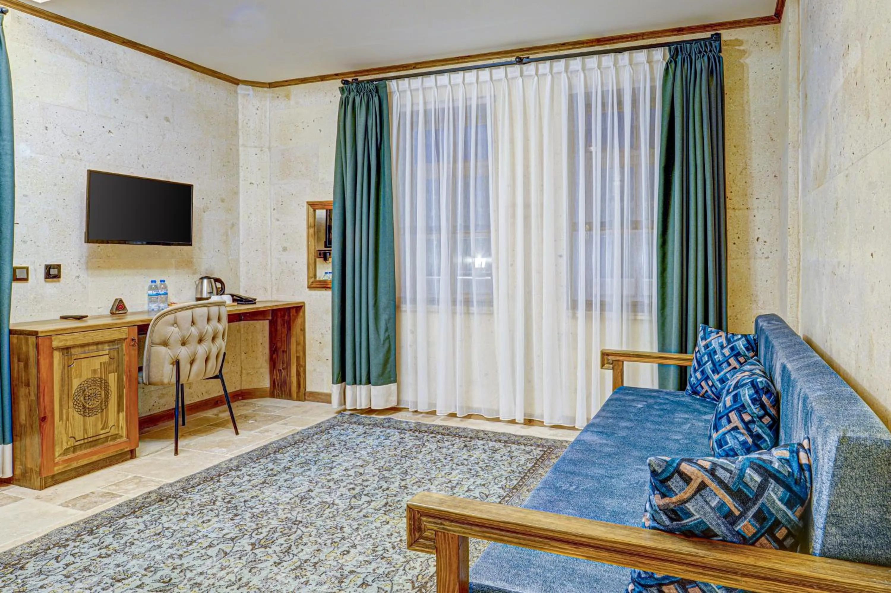 Photo of the whole room, Bed in Unique Cappadocia Palace