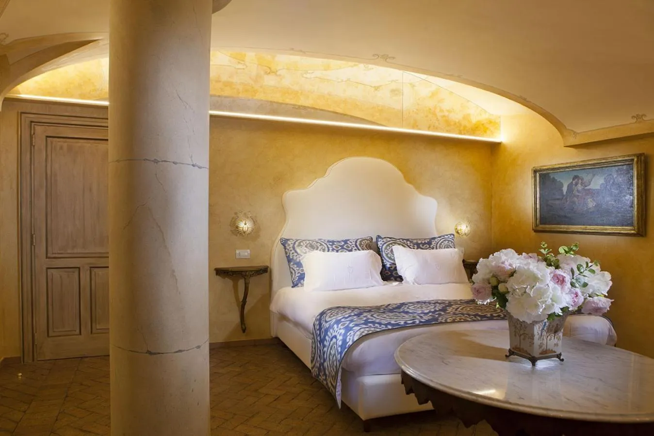 Bed in Palazzo Marziale