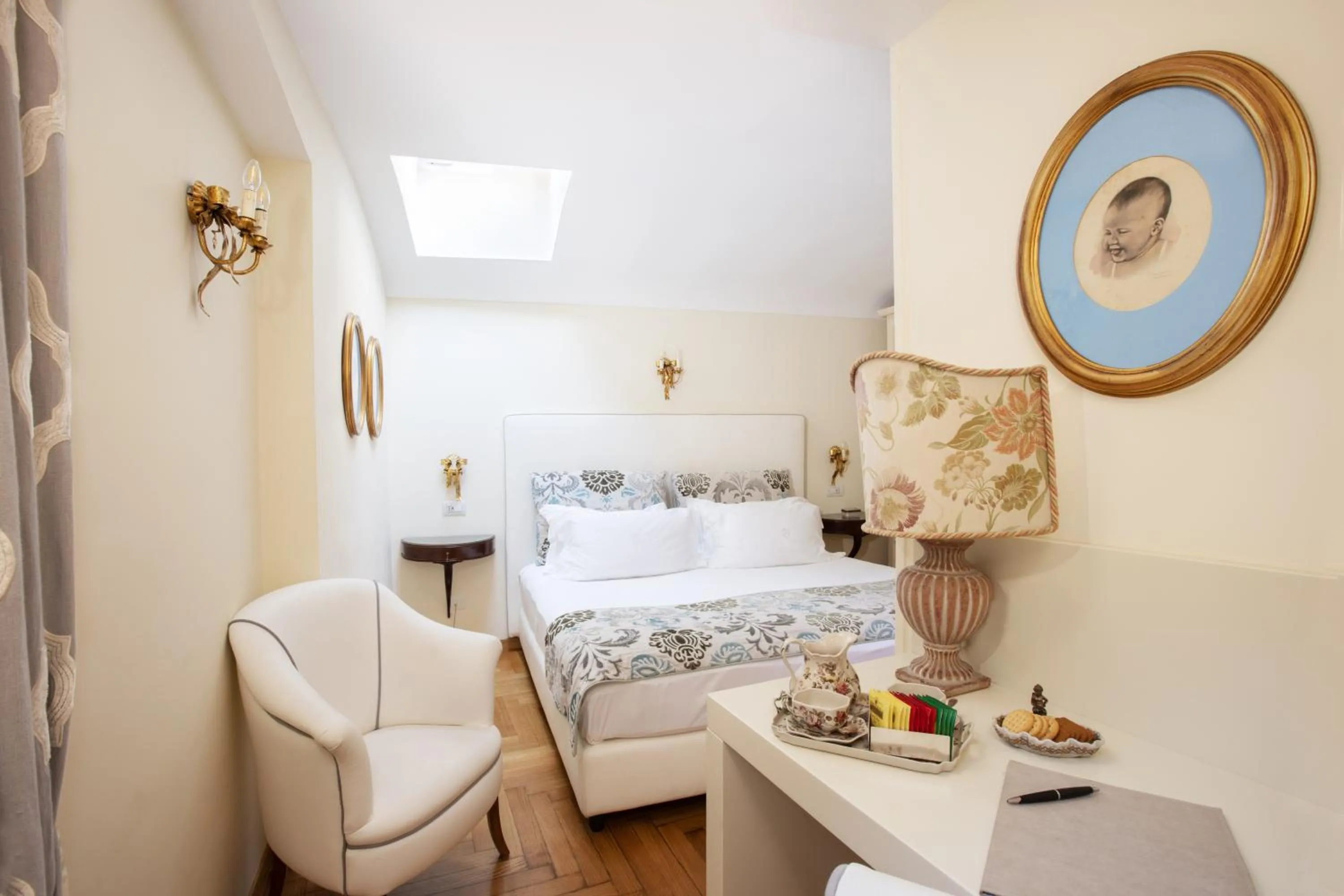 Seating area, Bed in Palazzo Marziale