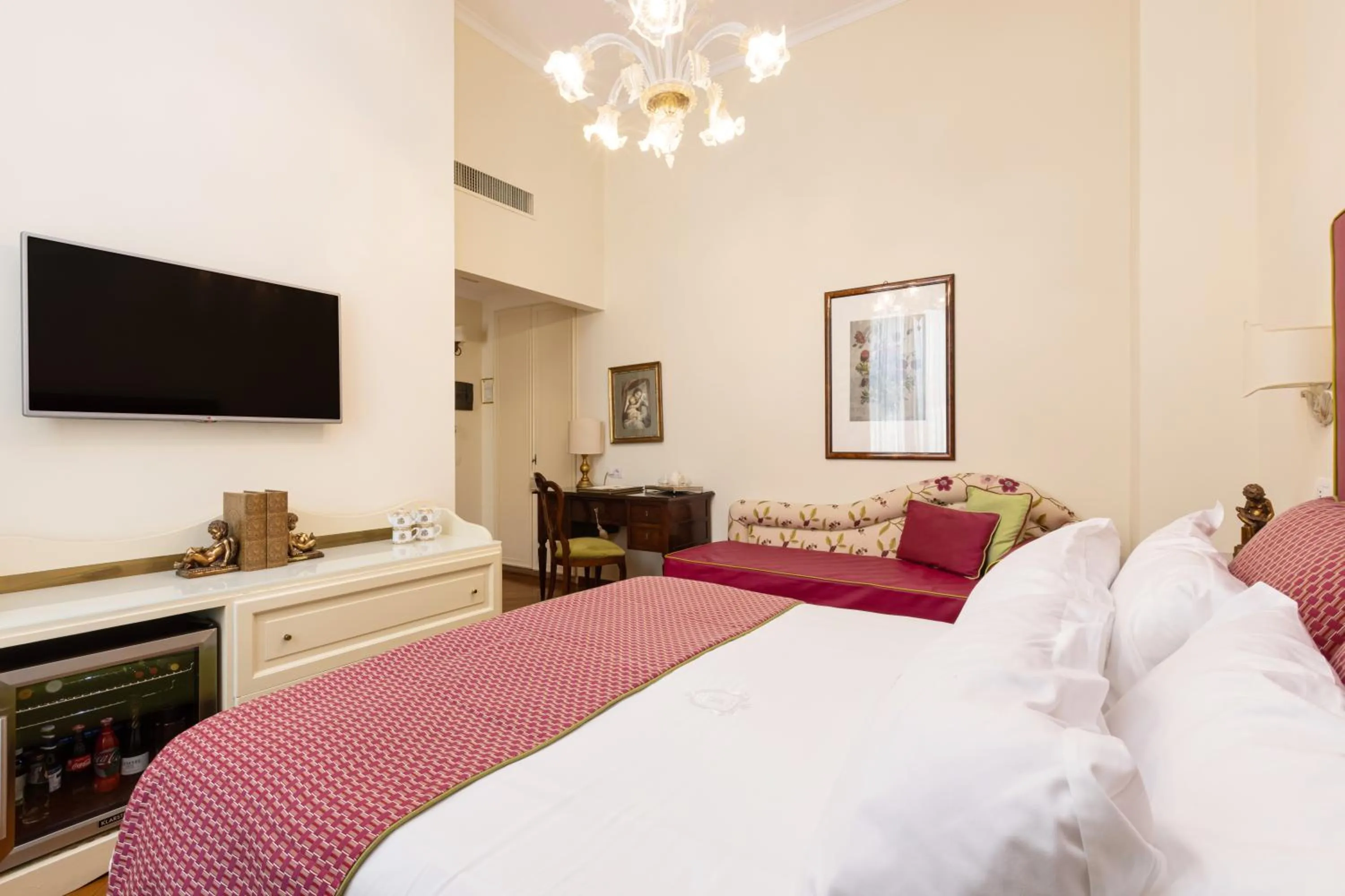 Bedroom, Bed in Palazzo Marziale