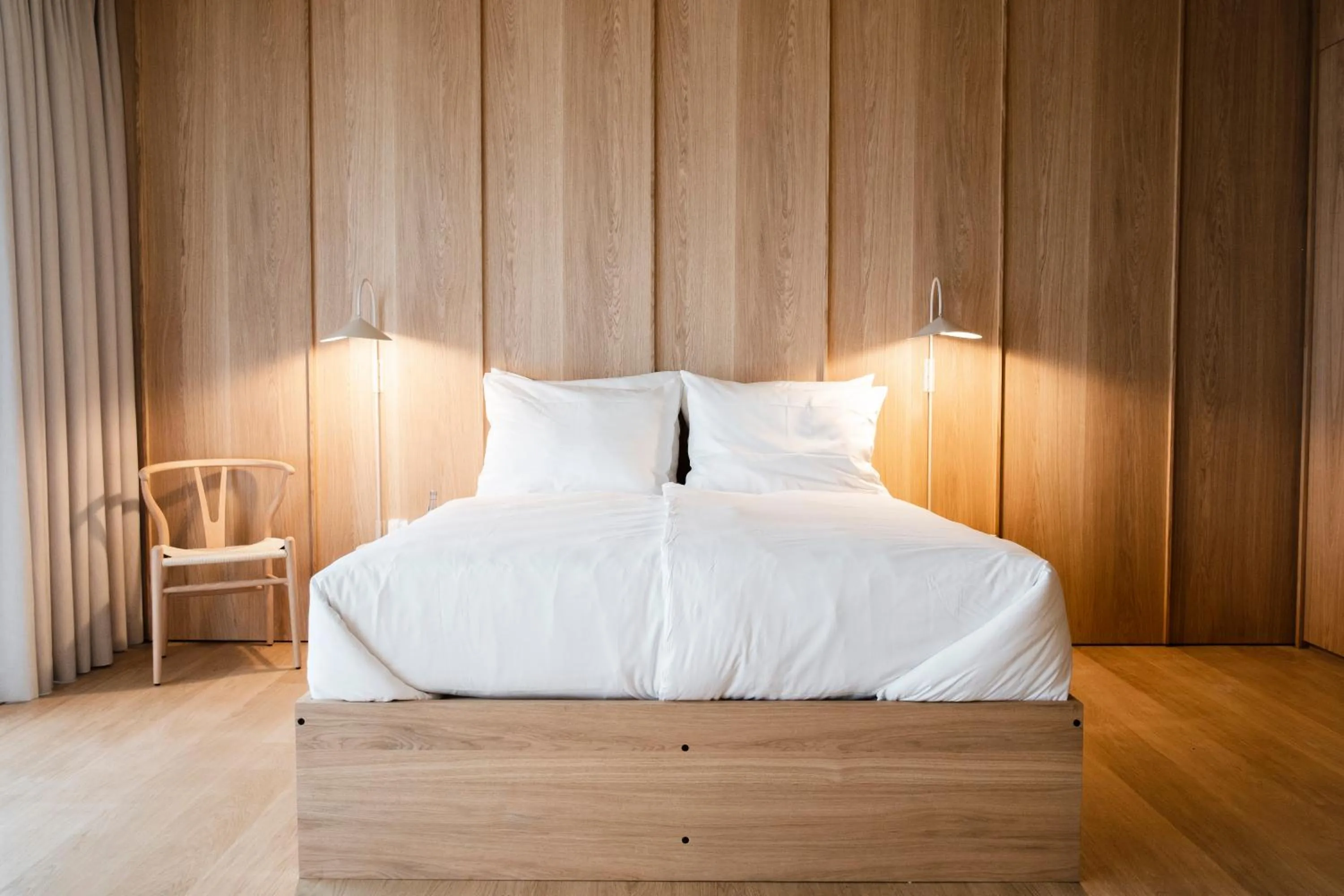 Bed in Das Kaya Hotel Stuttgart Airport Messe