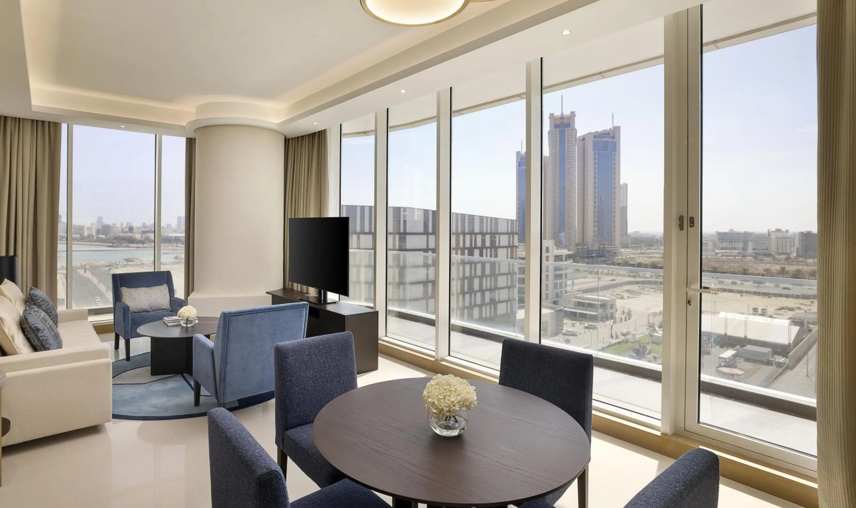 Balcony/Terrace in Hilton Bahrain City Centre Hotel & Residences