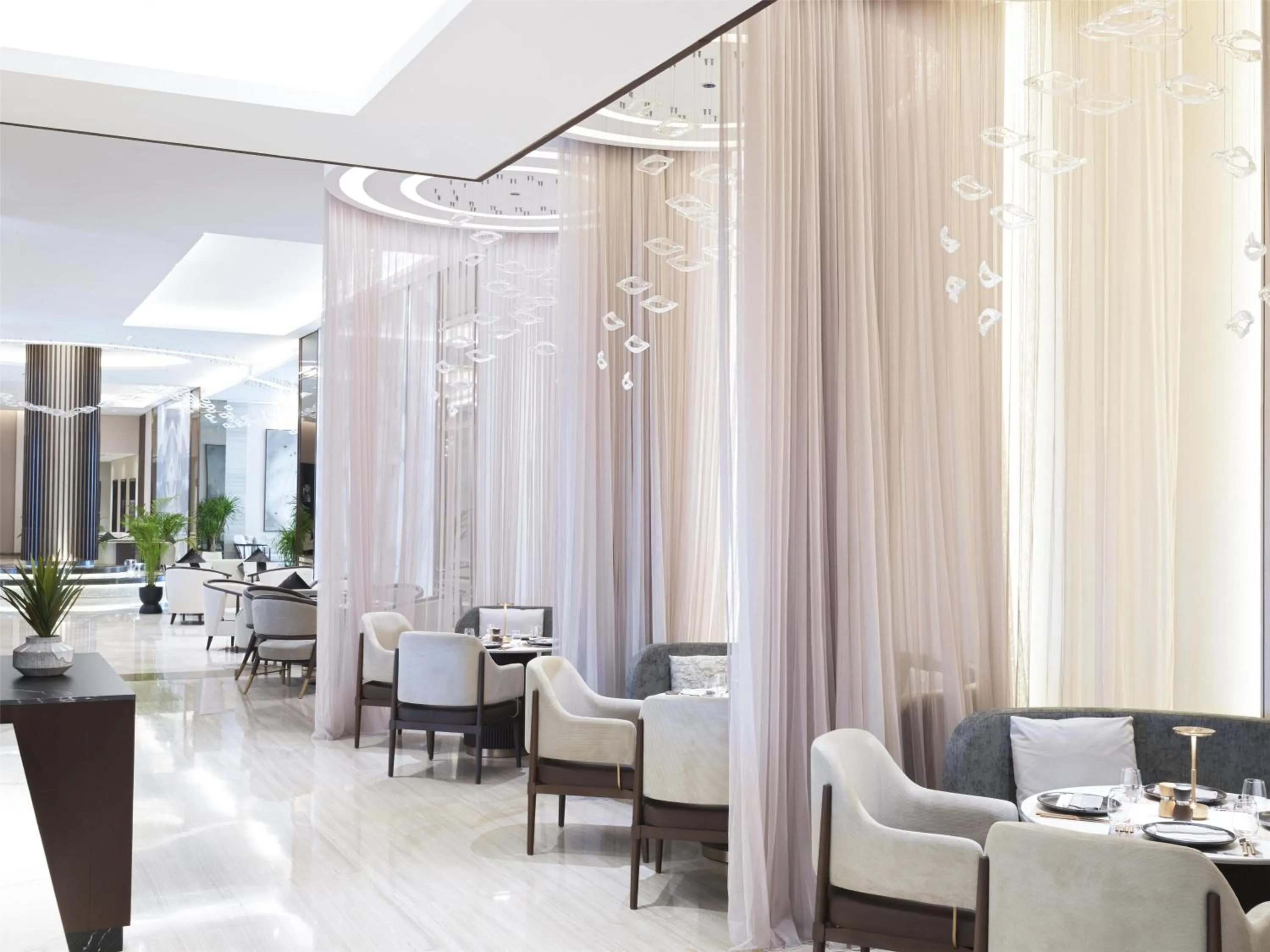 Restaurant/places to eat in Hilton Bahrain City Centre Hotel & Residences