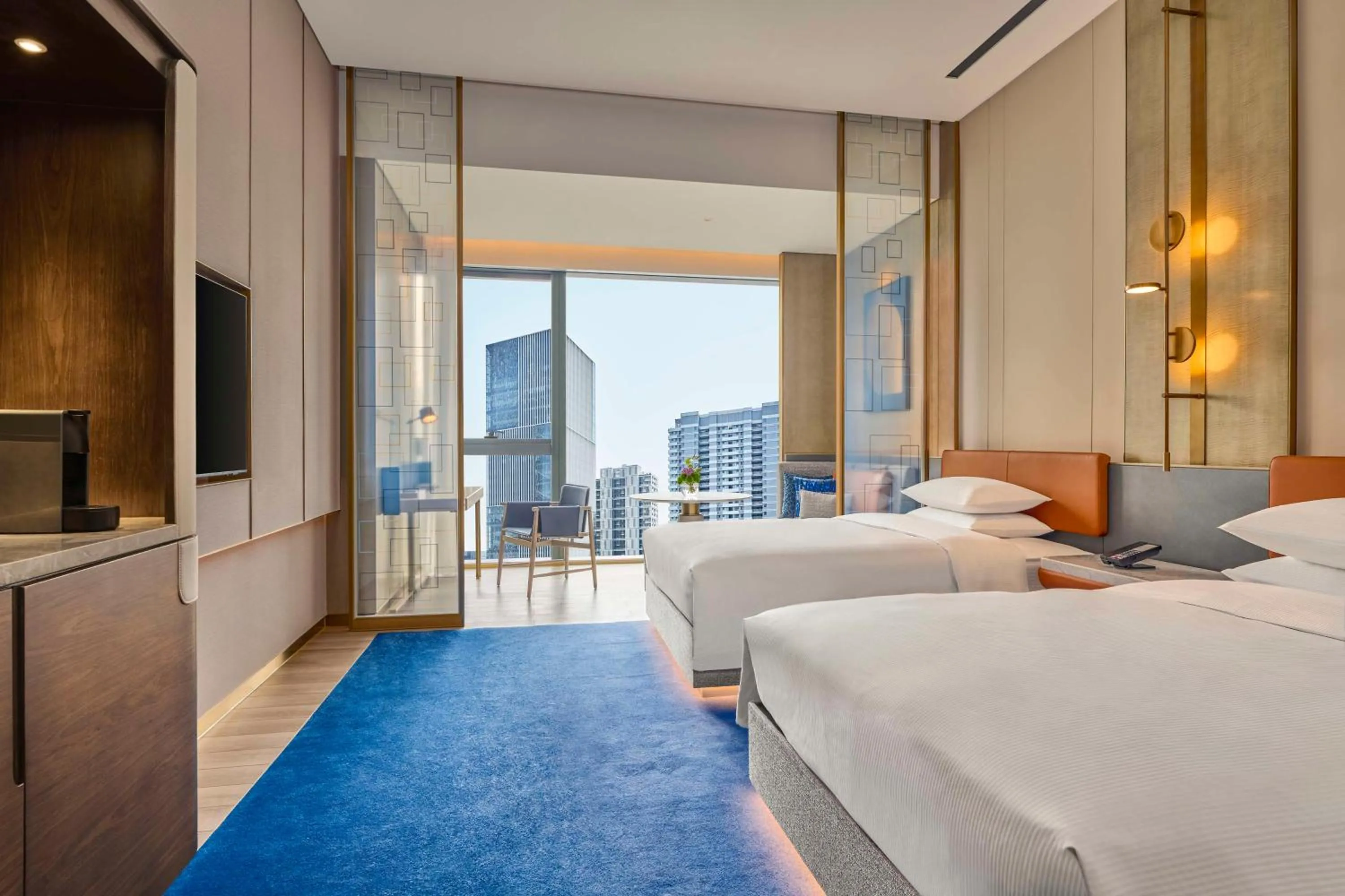 Photo of the whole room, Bed in Hilton Shanghai Zhangjiang Science City