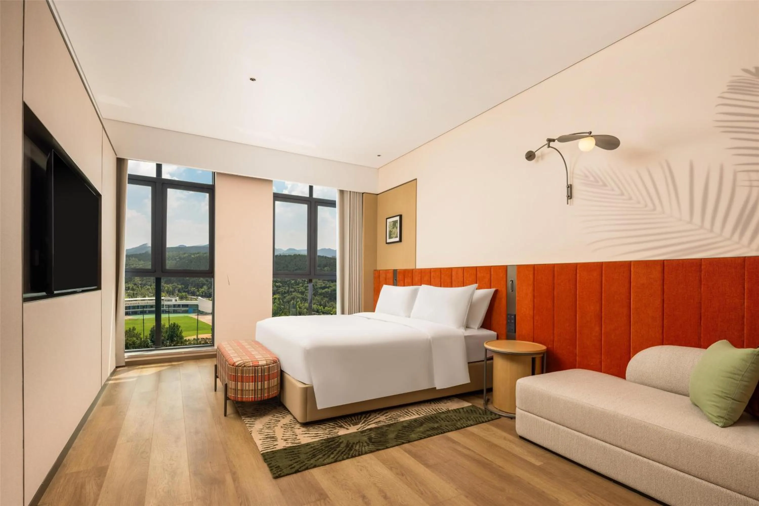 Bed in Hilton Garden Inn Olympic Sports Center Jinan