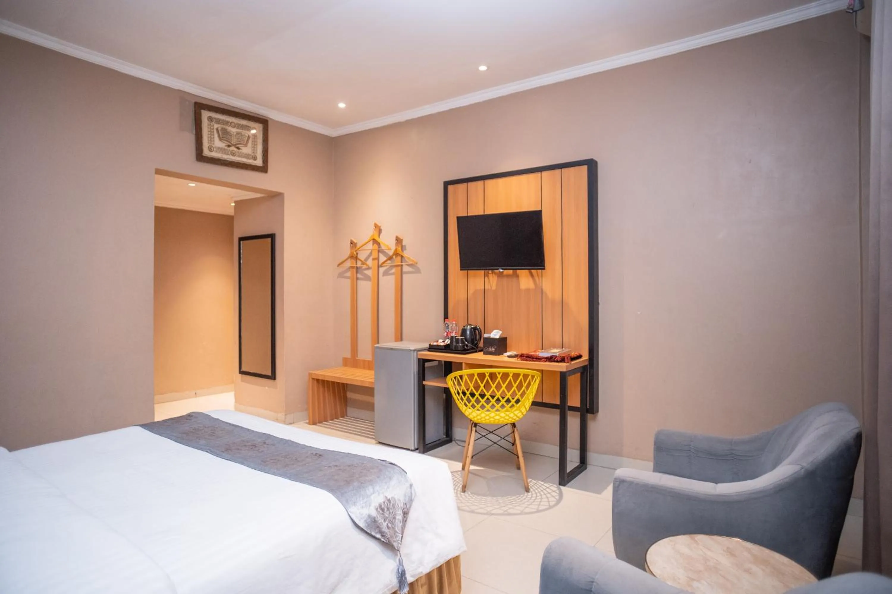 Bedroom, Bed in A'rabia Style Wahid Hasyim