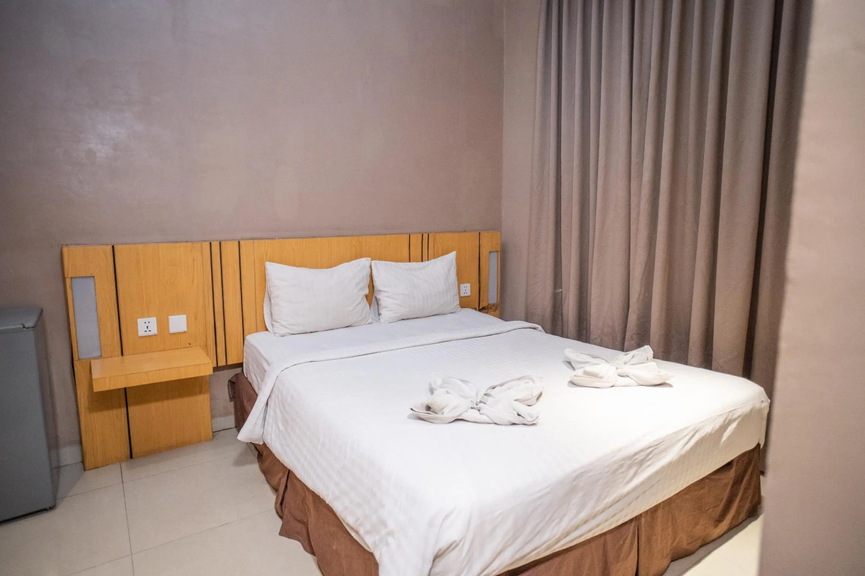 Bedroom, Bed in A'rabia Style Wahid Hasyim