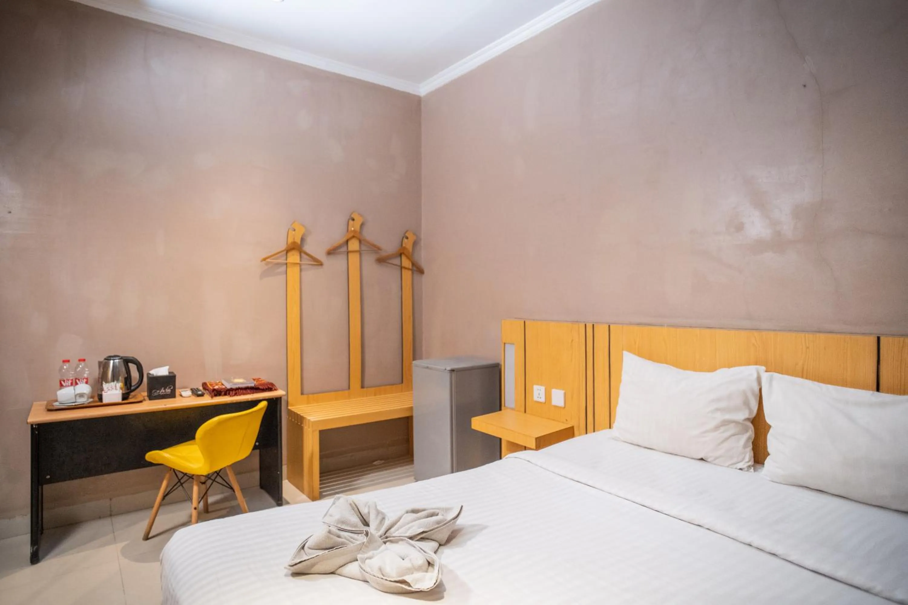 Bedroom, Bed in A'rabia Style Wahid Hasyim