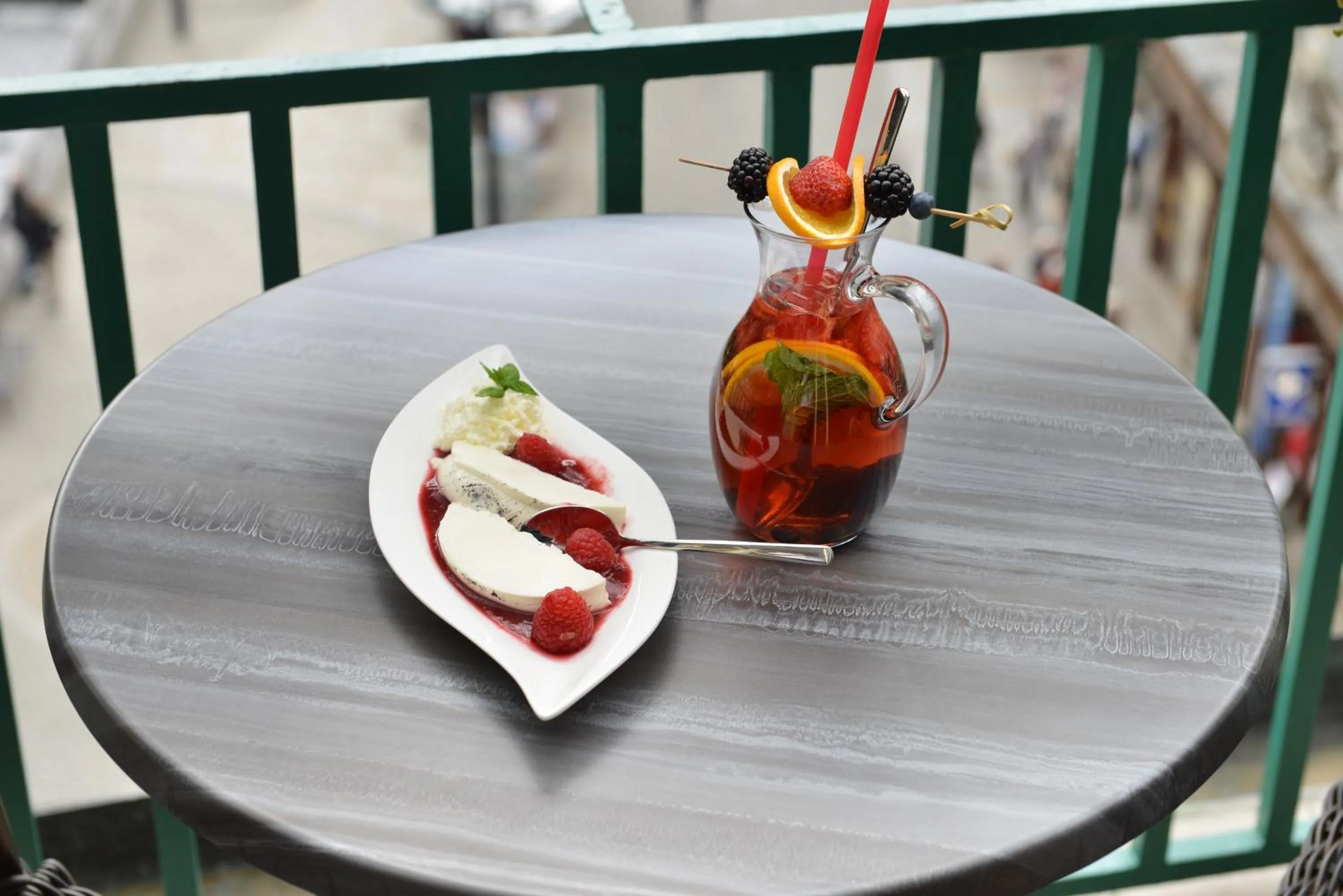 Food and drinks in EA Hotel Atlantic Palace