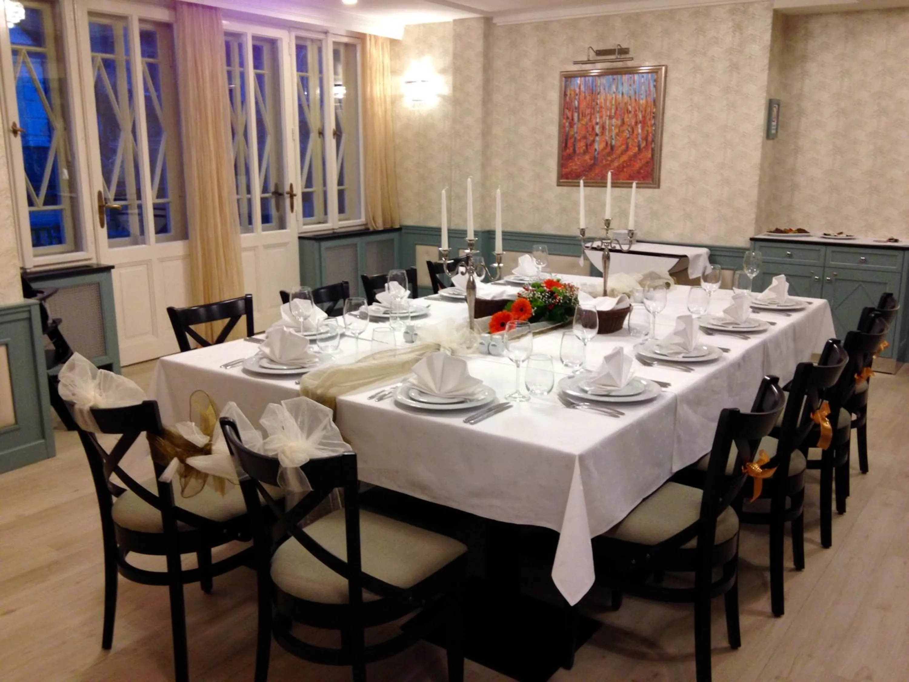 Restaurant/places to eat in EA Hotel Atlantic Palace