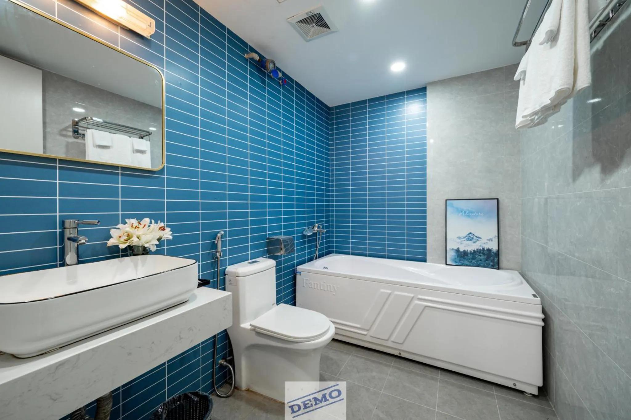 Bathroom in Luxe Paradise Residence 76 To Ngoc Van