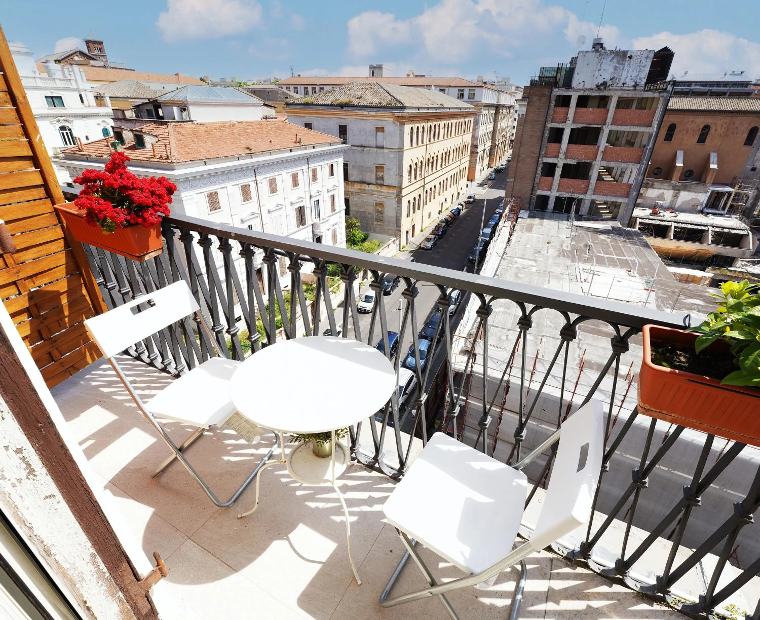 Property building in Key Rome Center