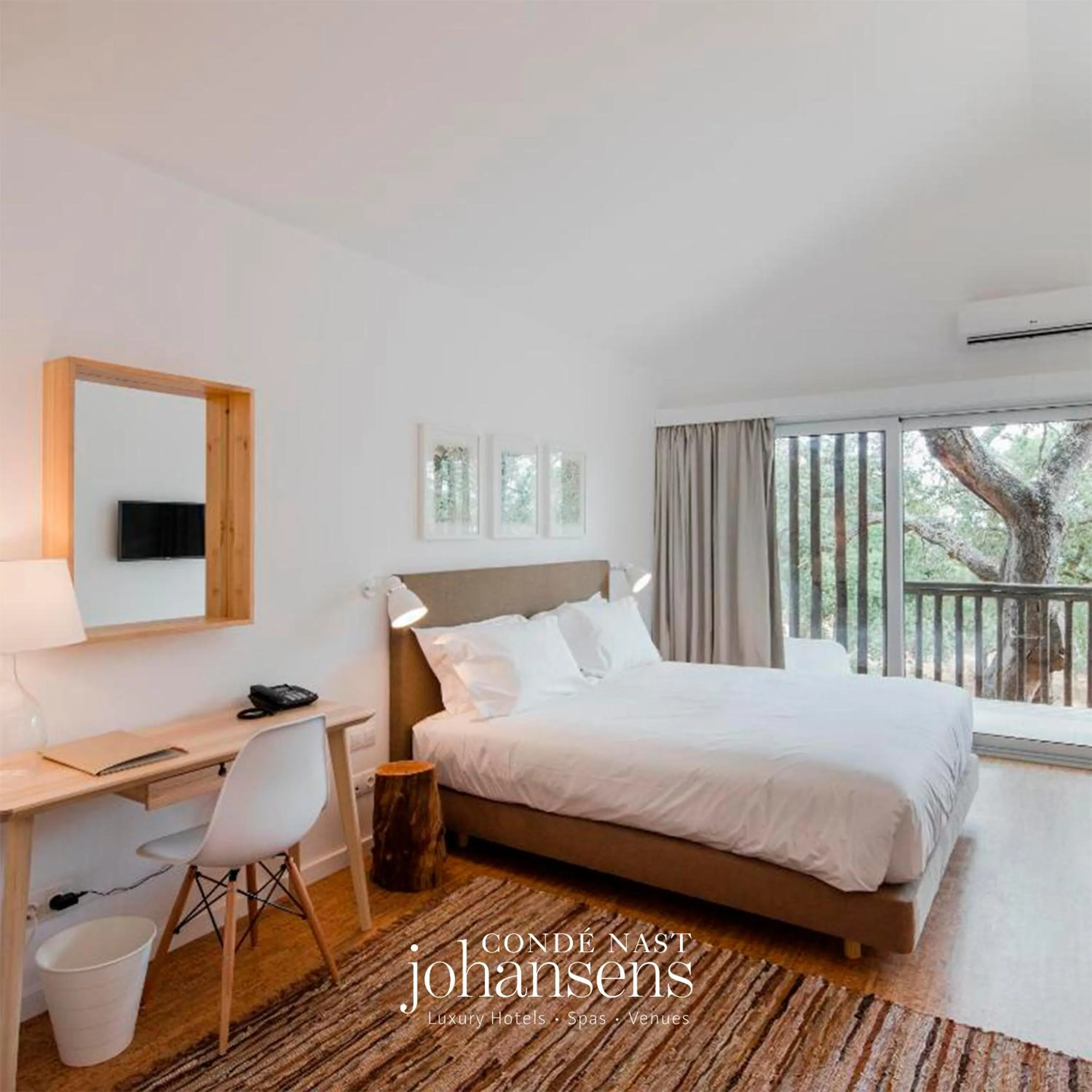 Bedroom, Bed in Sobreiras Alentejo Country Hotel - by Unlock Hotels