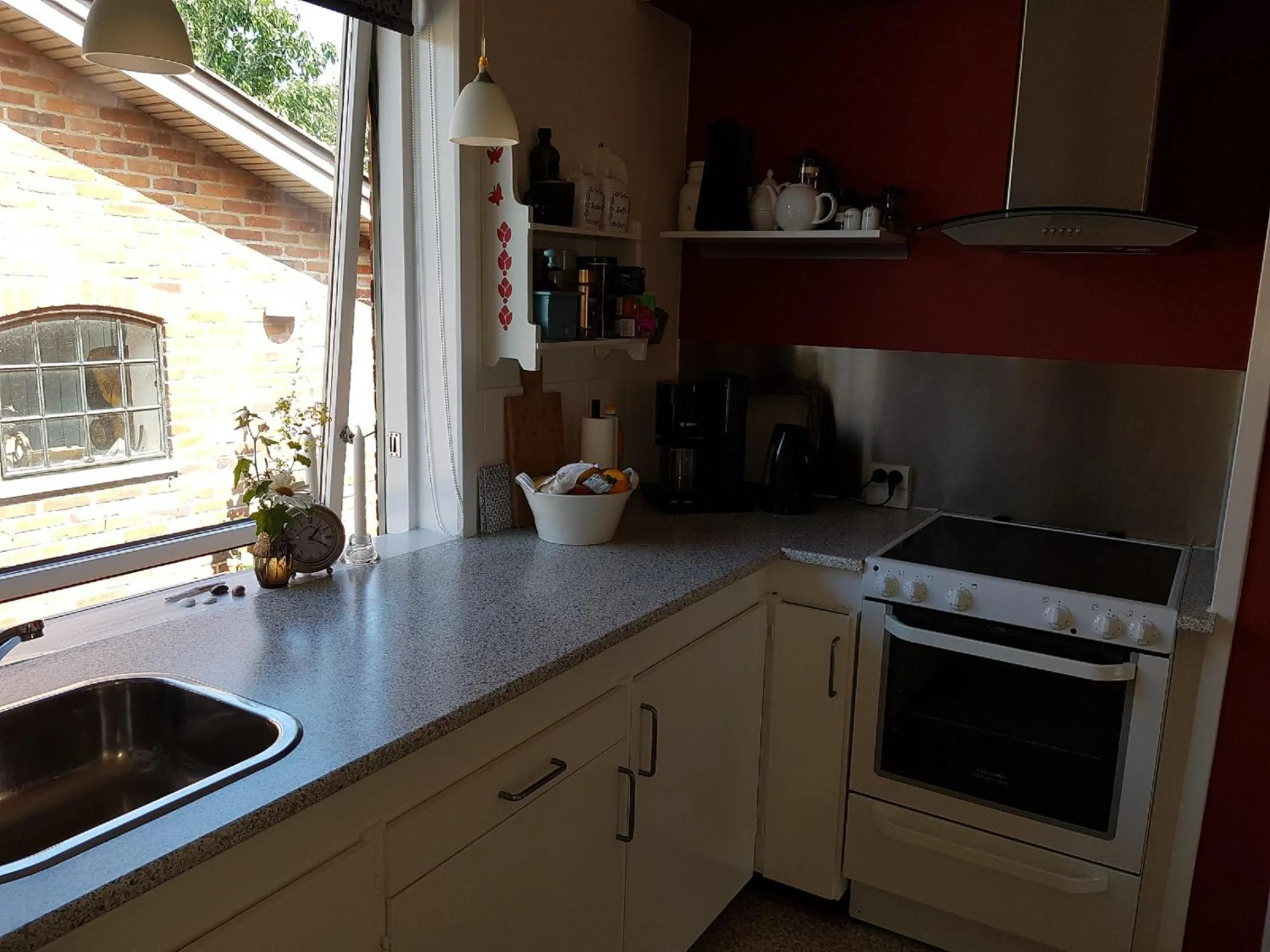 Kitchen or kitchenette in B&B Villa Filsø