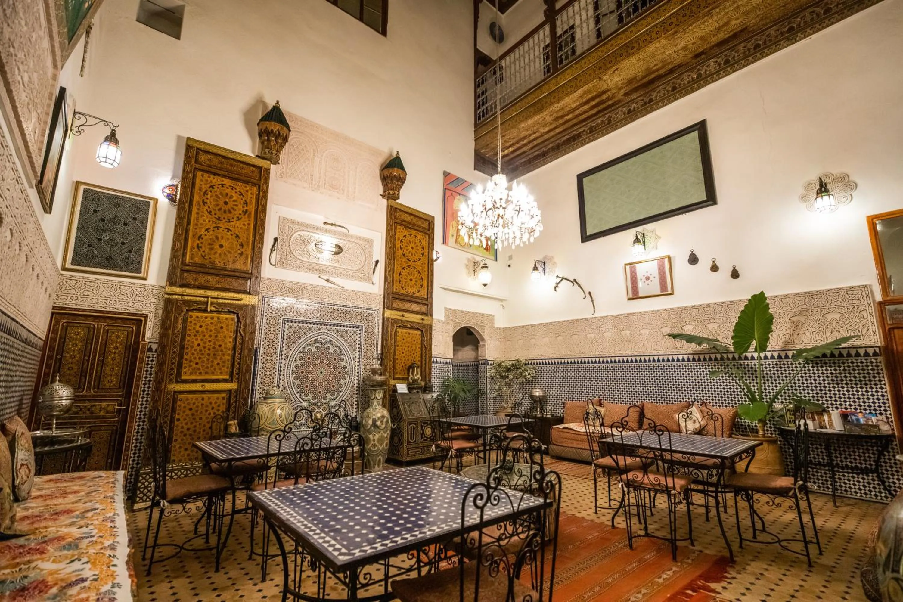 Lobby or reception in Riad Dar Tahri & SPA