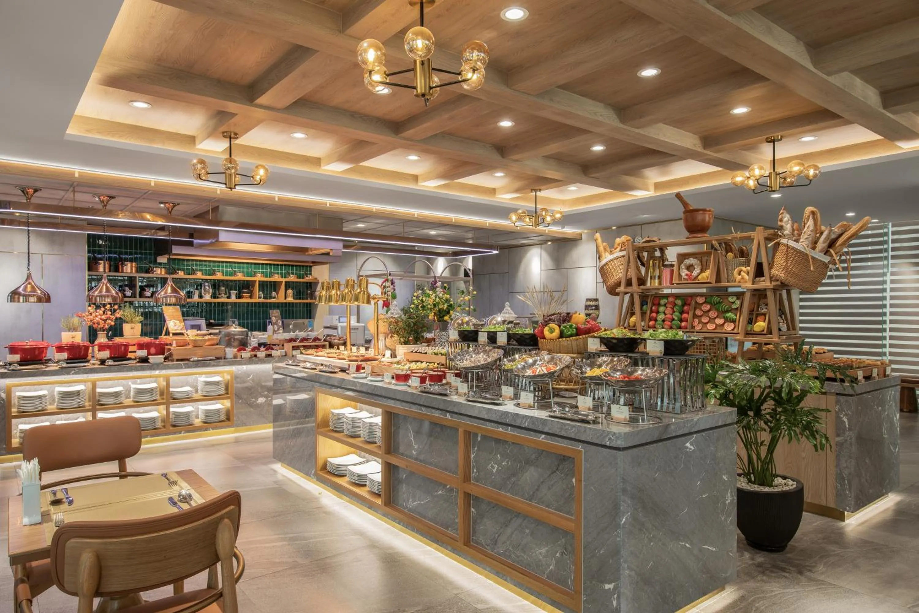 Restaurant/places to eat in PHUC LONG LUXURY Danang