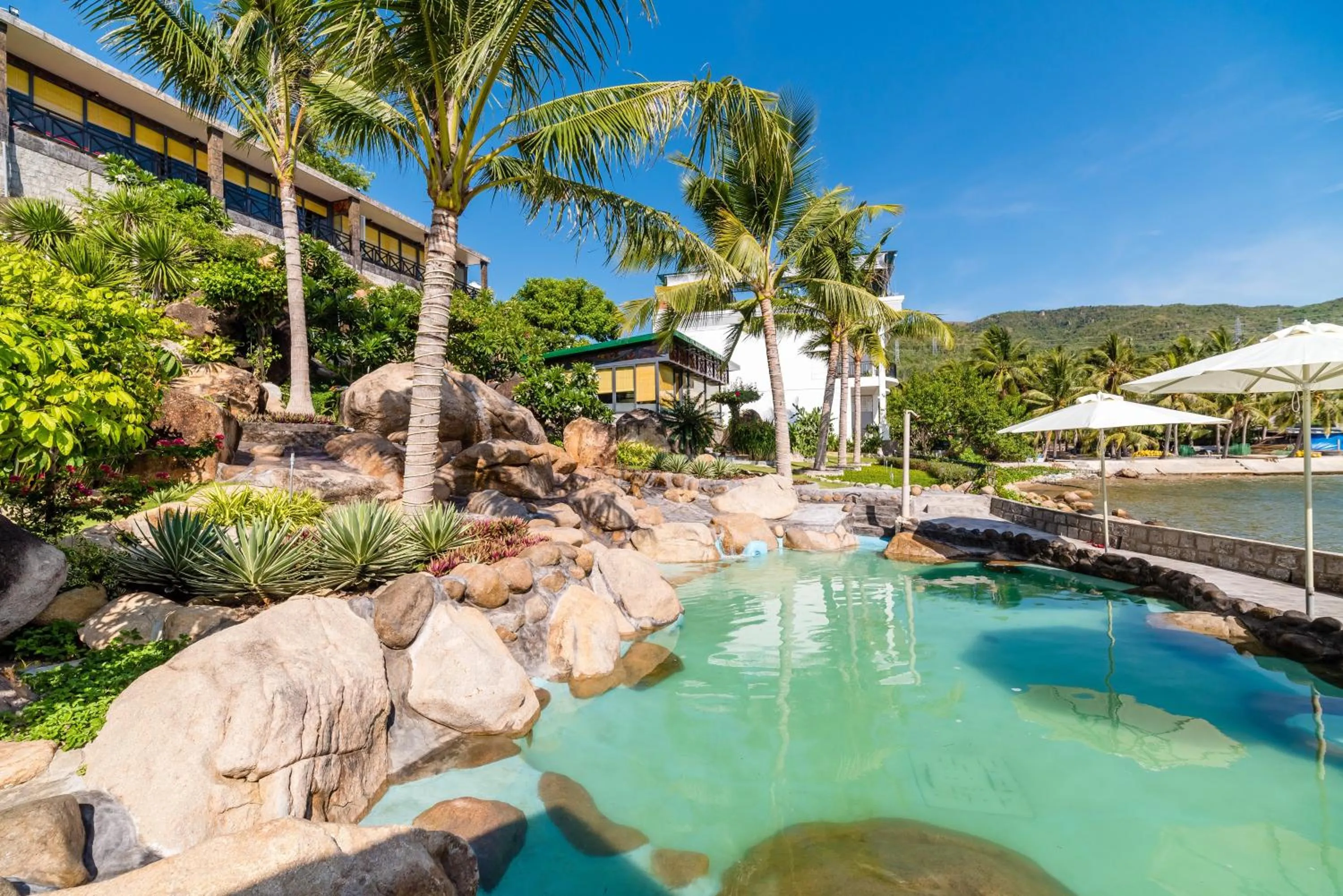 Swimming pool in Green Oasis Nha Trang Resort