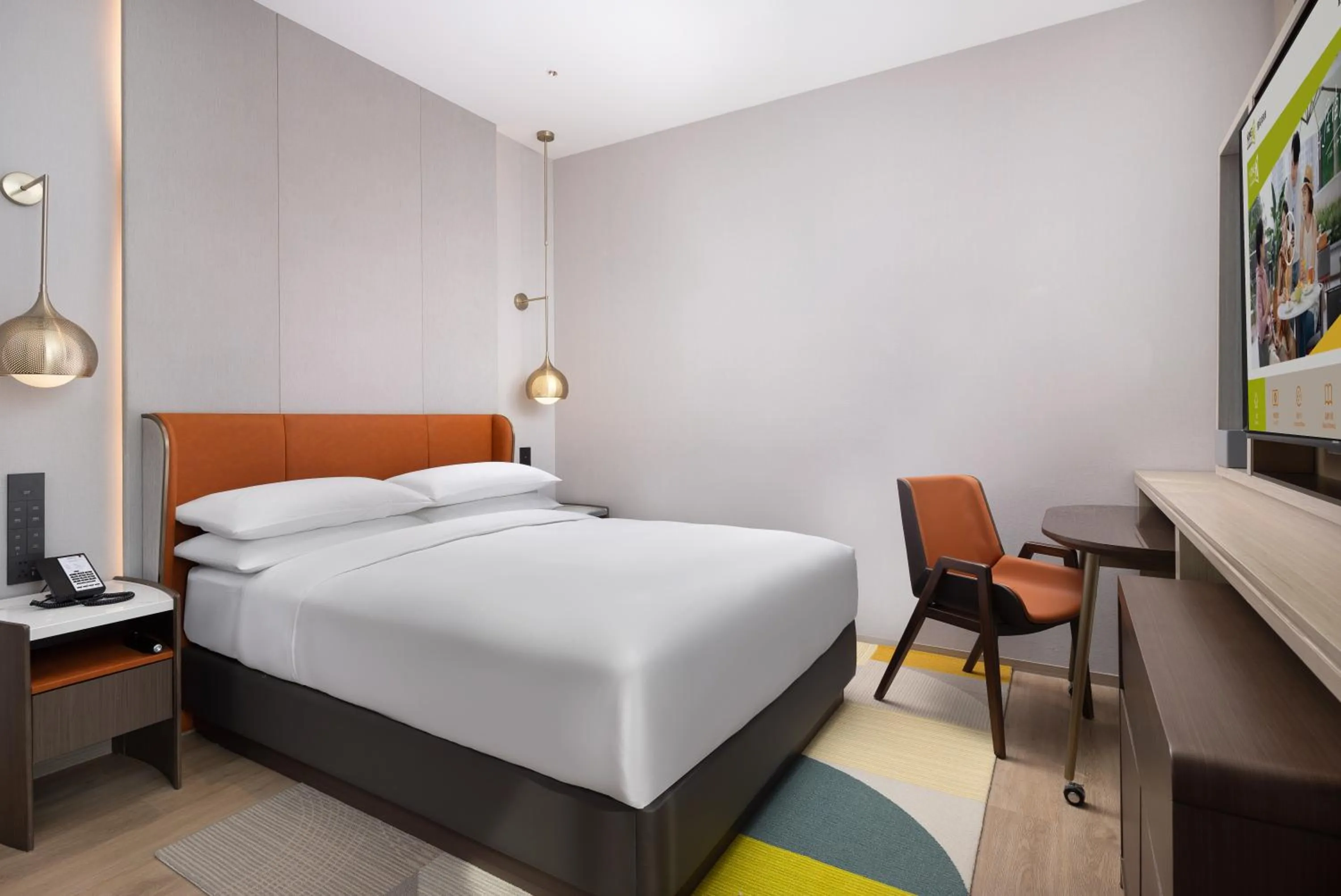 Photo of the whole room, Bed in Home2 Suite by Hilton Chongqing Wanzhou