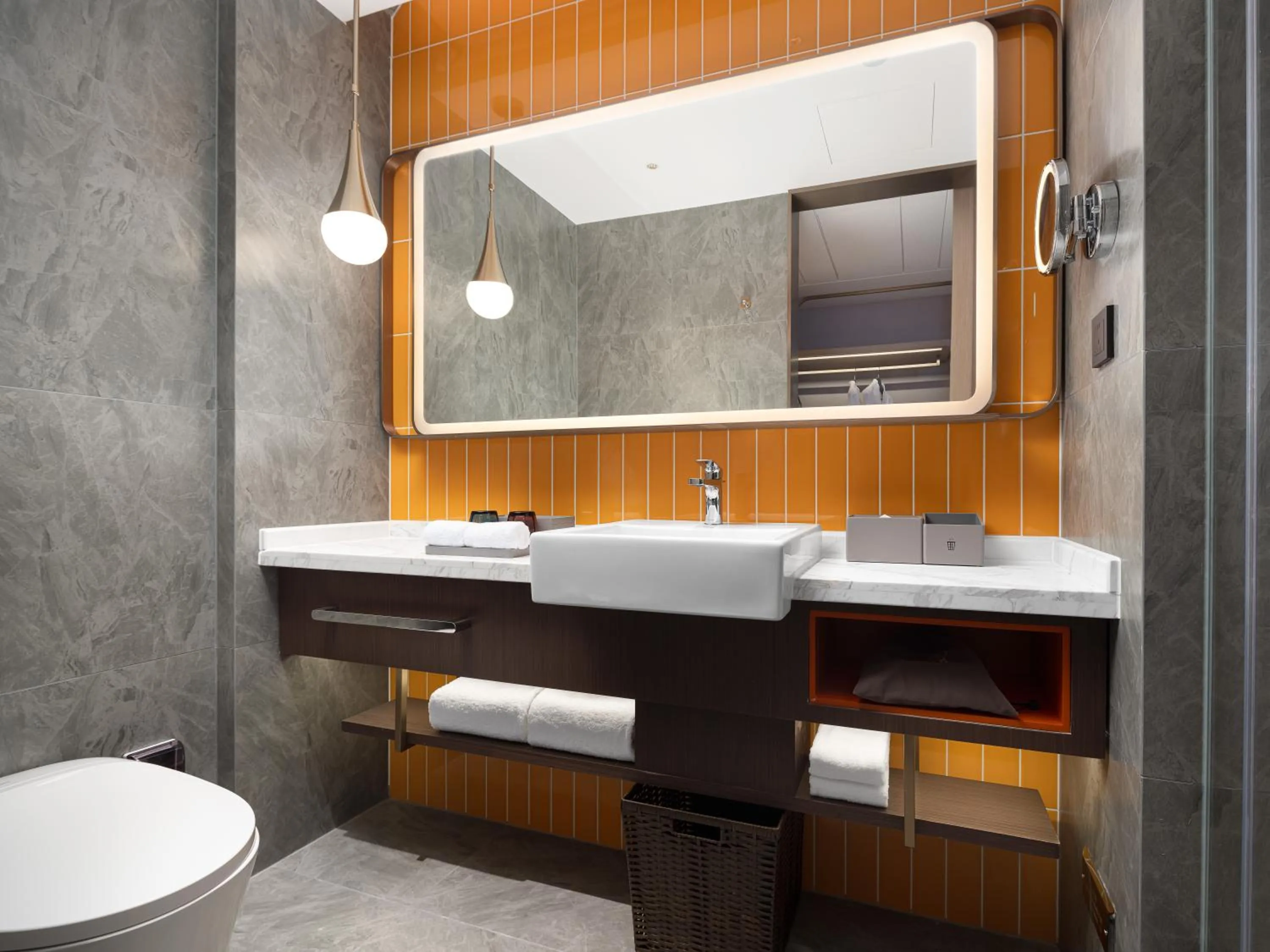 Toilet in Home2 Suite by Hilton Chongqing Wanzhou