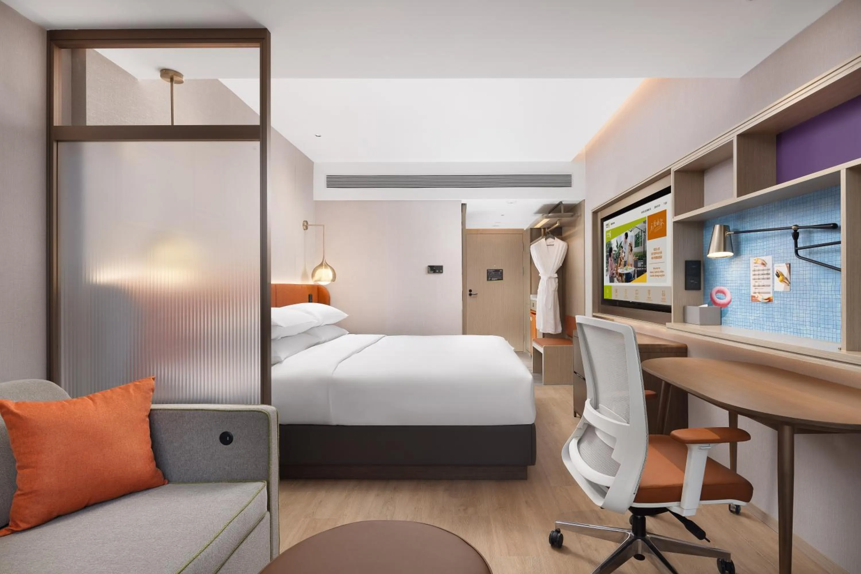 Photo of the whole room, Bed in Home2 Suite by Hilton Harbin Central Street