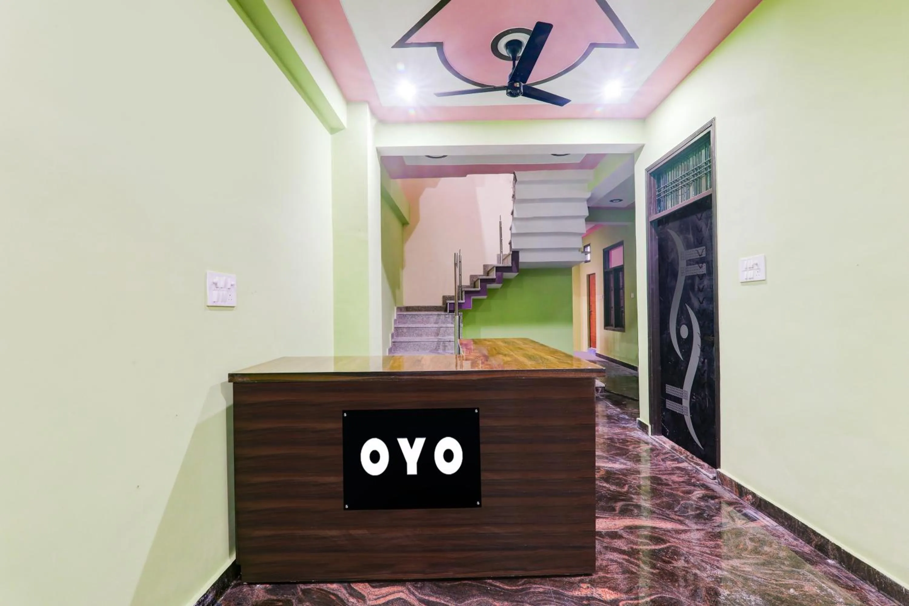 Lobby or reception in Hotel O Raj Palace