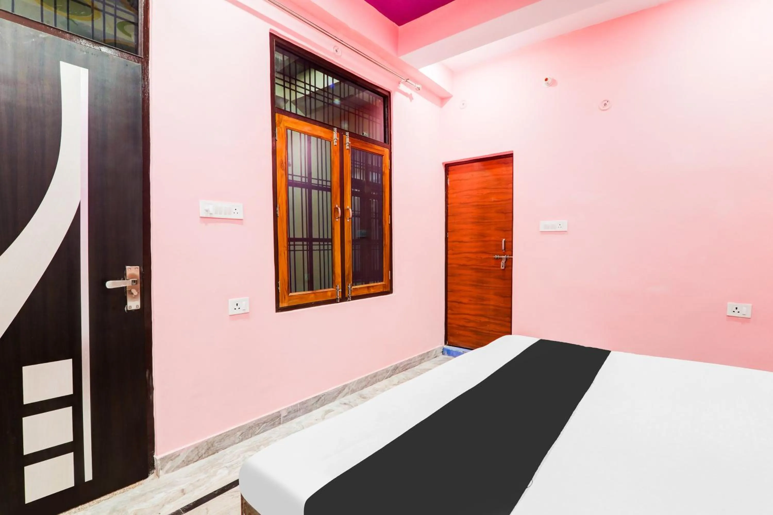 Bedroom, Bed in Hotel O Raj Palace