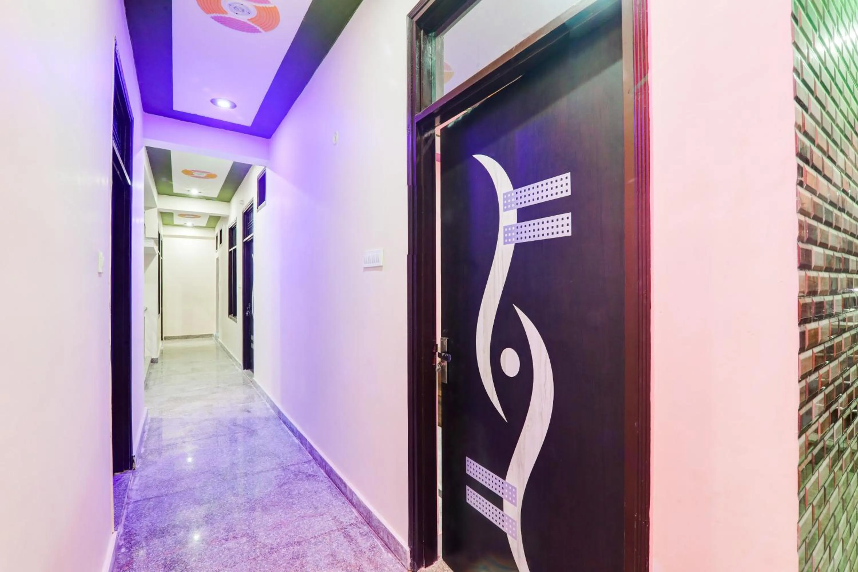 Lobby or reception in Hotel O Raj Palace