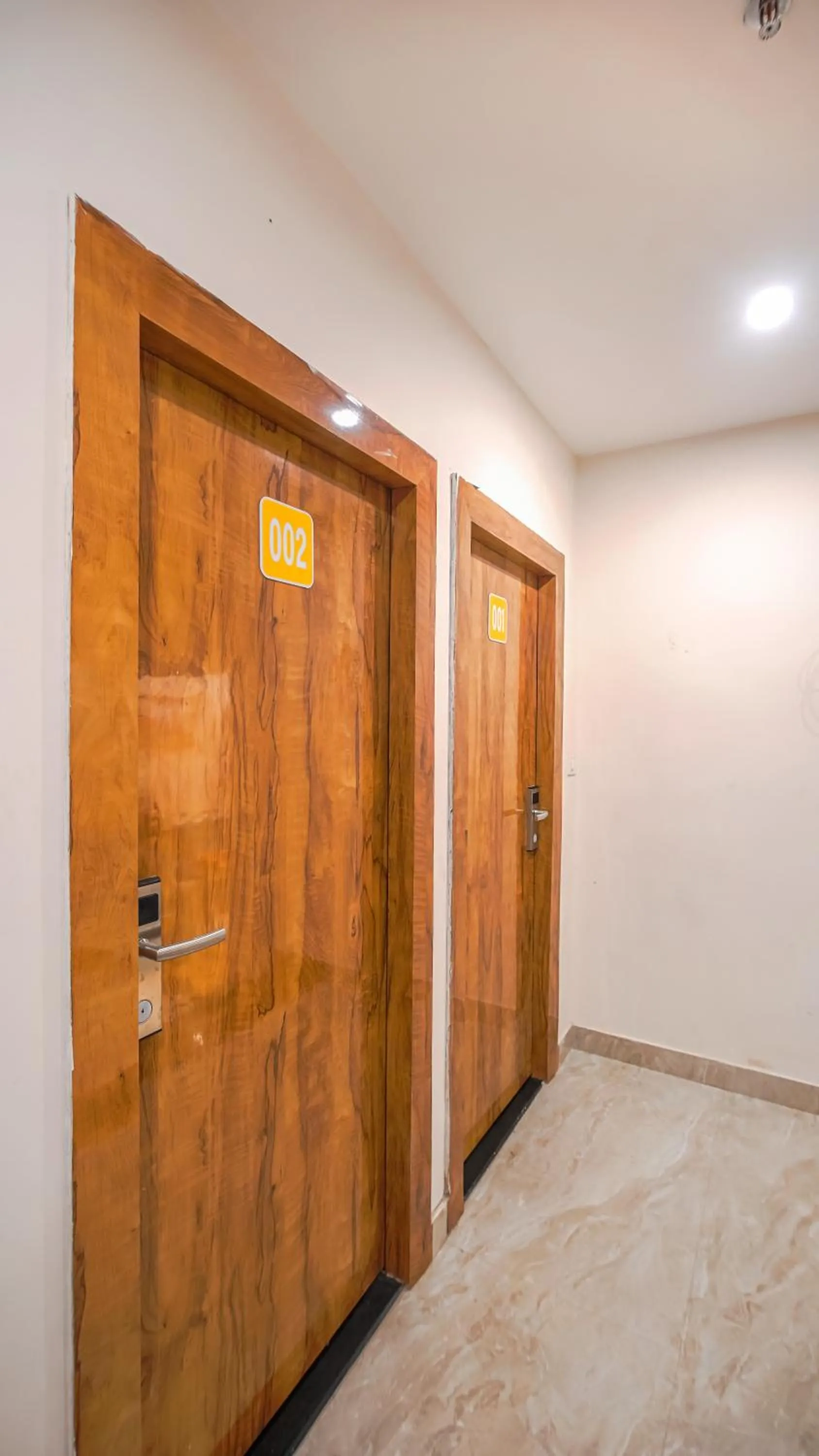 Lobby or reception in Perfectstayz Premium Varanasi